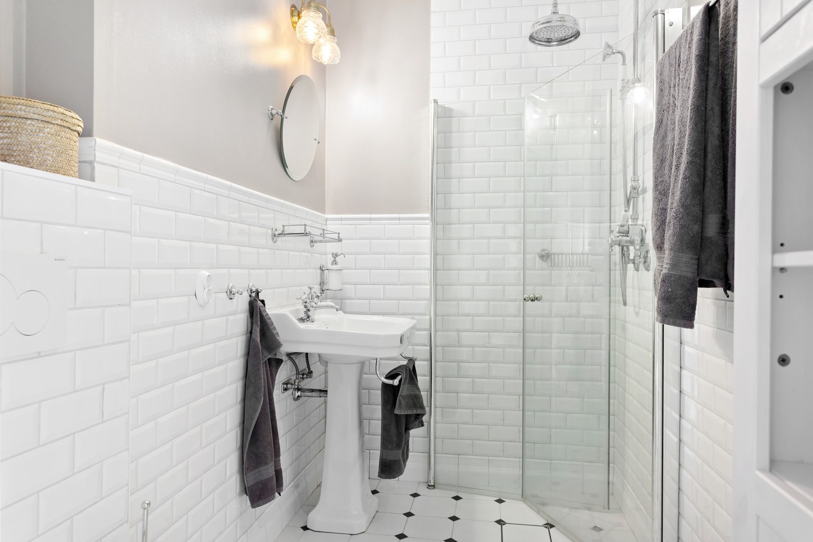 Bostadsbild från Ugglevägen 26, 3tr, Såld i Saltängen, Nacka