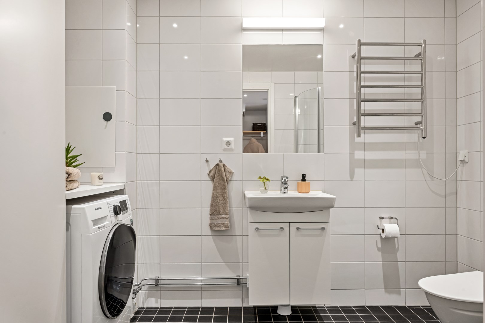 Bostadsbild från Rosendalsvägen 12, Såld i Rosendal, Uppsala