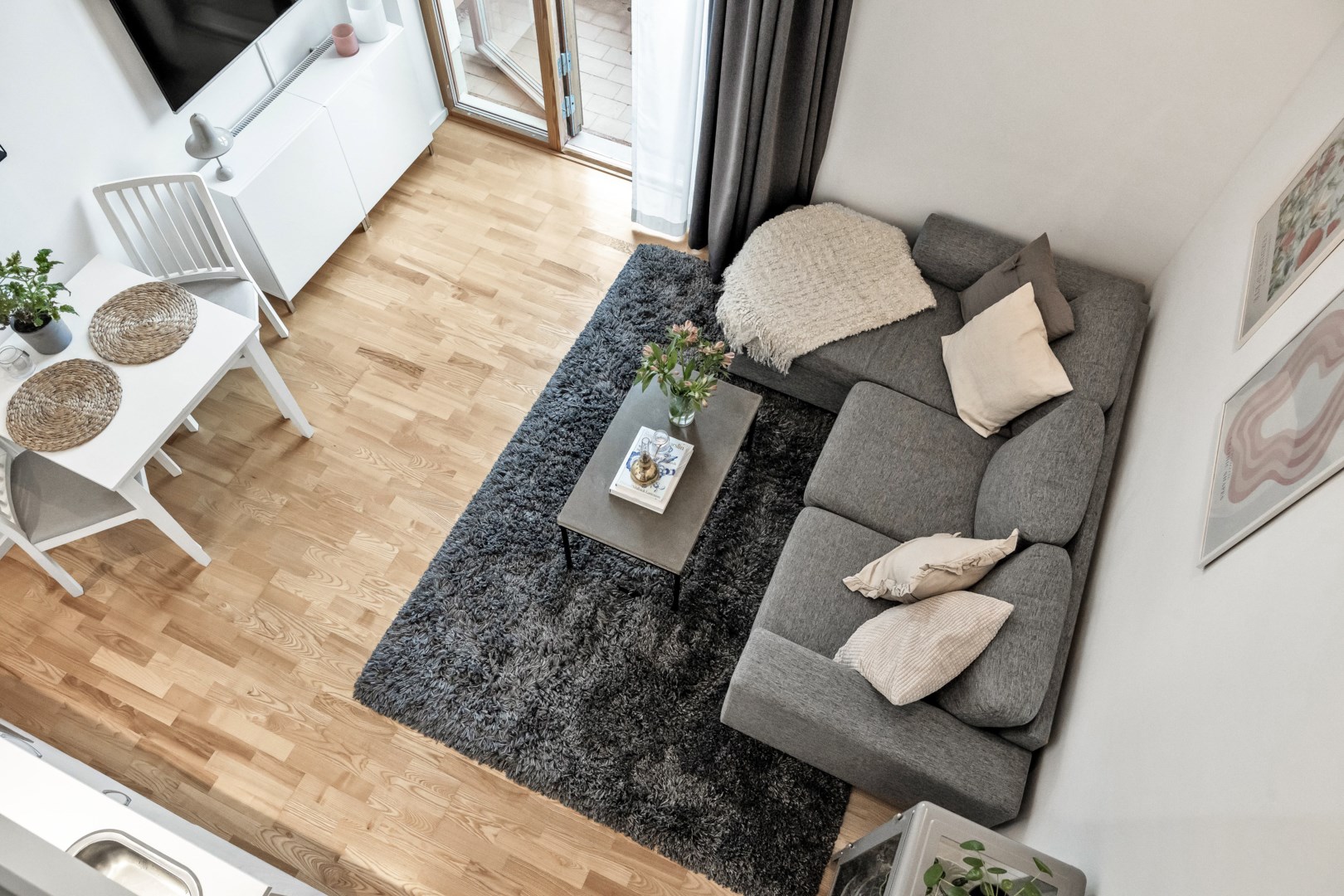 Bostadsbild från Rosendalsvägen 12, Såld i Rosendal, Uppsala