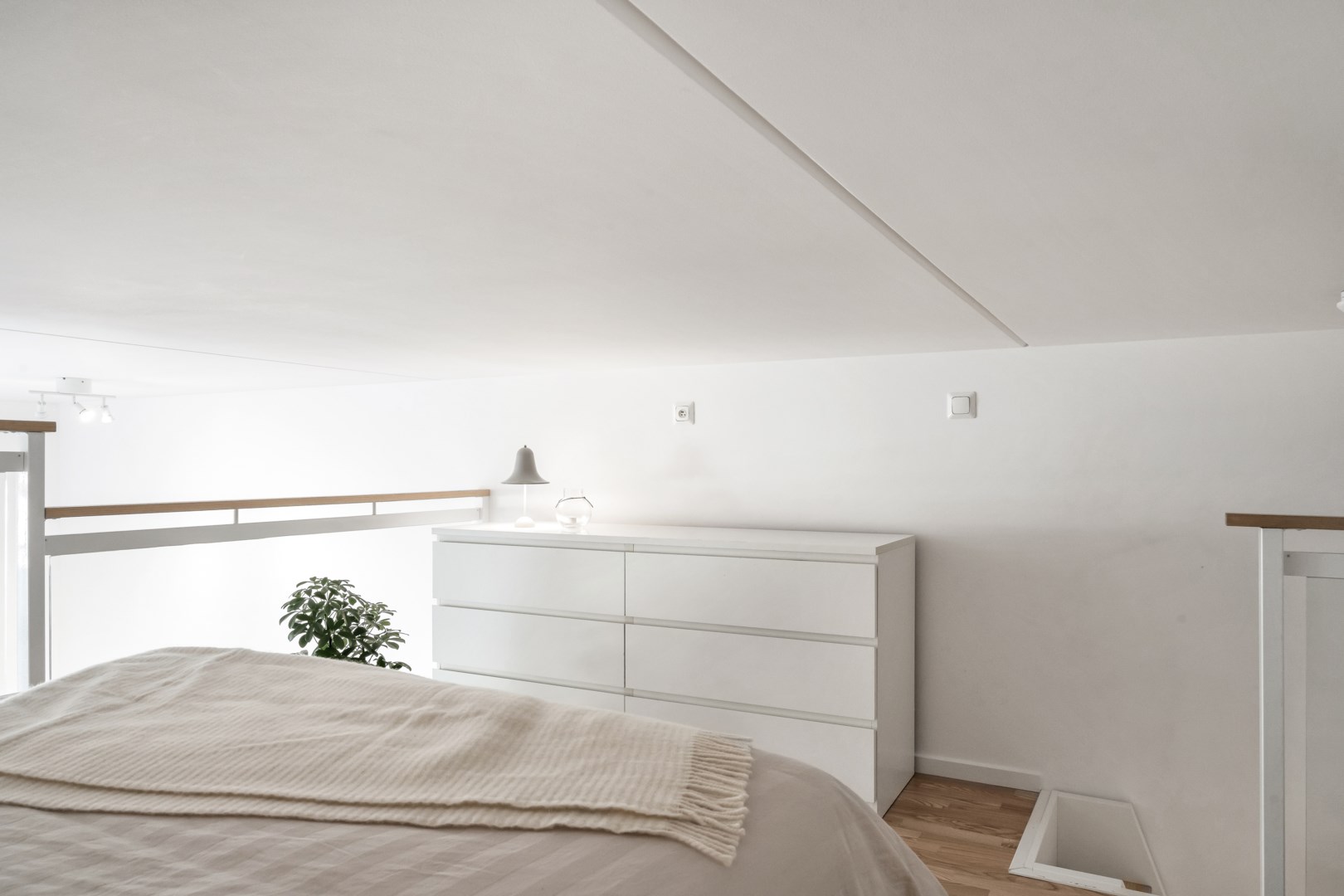 Bostadsbild från Rosendalsvägen 12, Såld i Rosendal, Uppsala