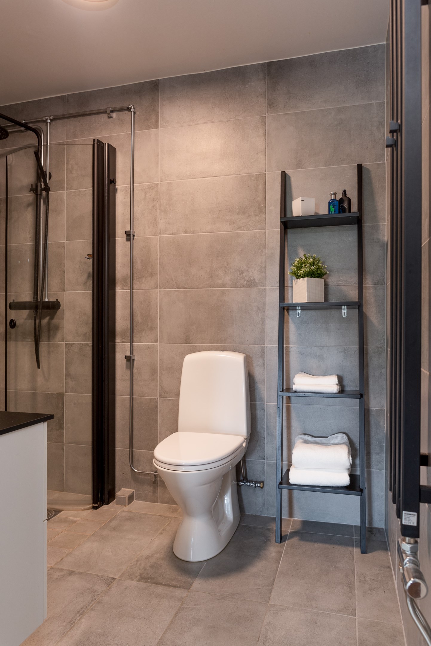 Bostadsbild från Släggkastargatan 7, Såld i Rönnby, Västerås