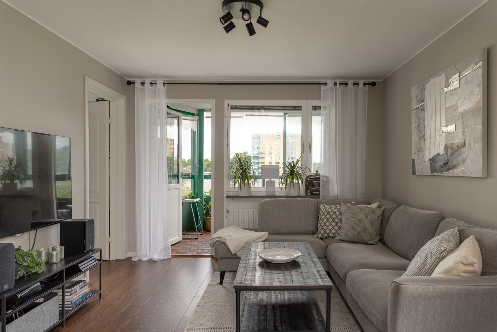 Bostadsbild från Släggkastargatan 7, Såld i Rönnby, Västerås