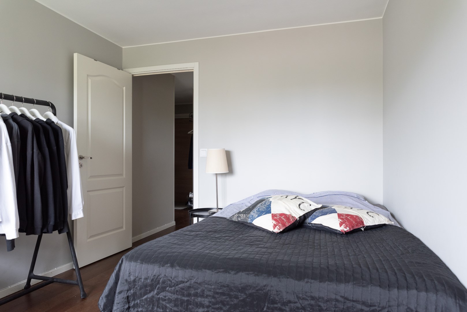 Bostadsbild från Släggkastargatan 7, Såld i Rönnby, Västerås