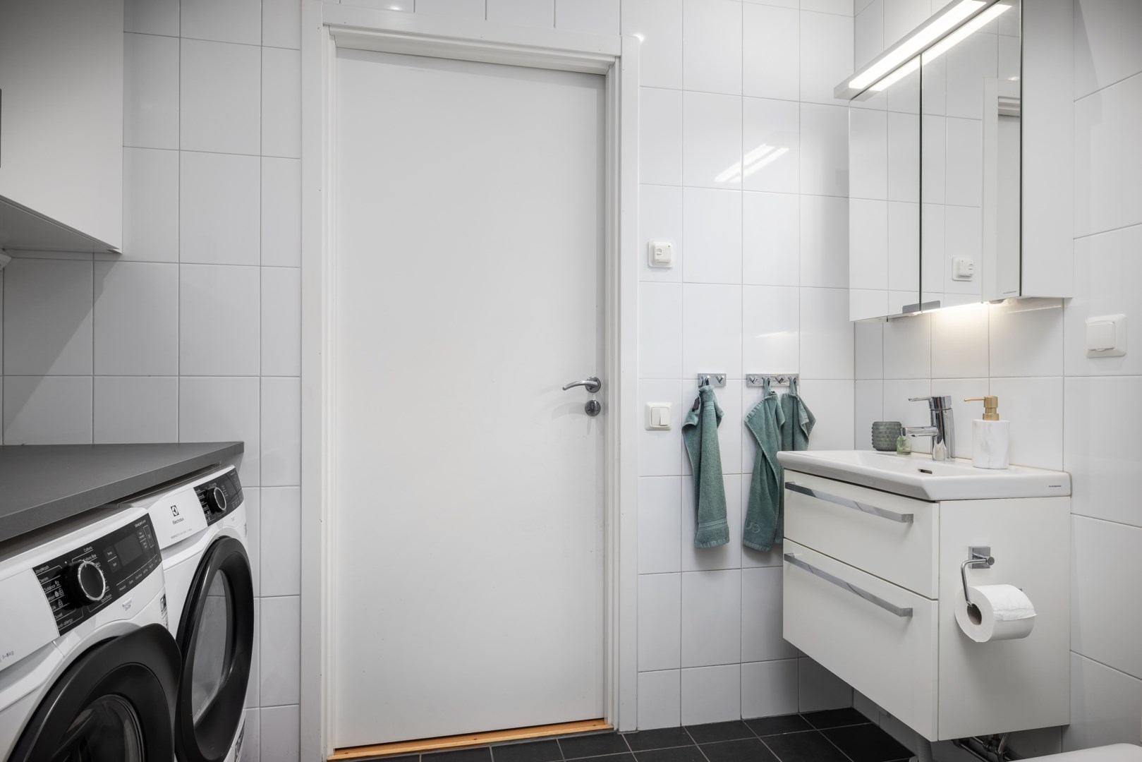 Bostadsbild från Tollareslingan 22, 1tr, Såld i Tollare, Nacka