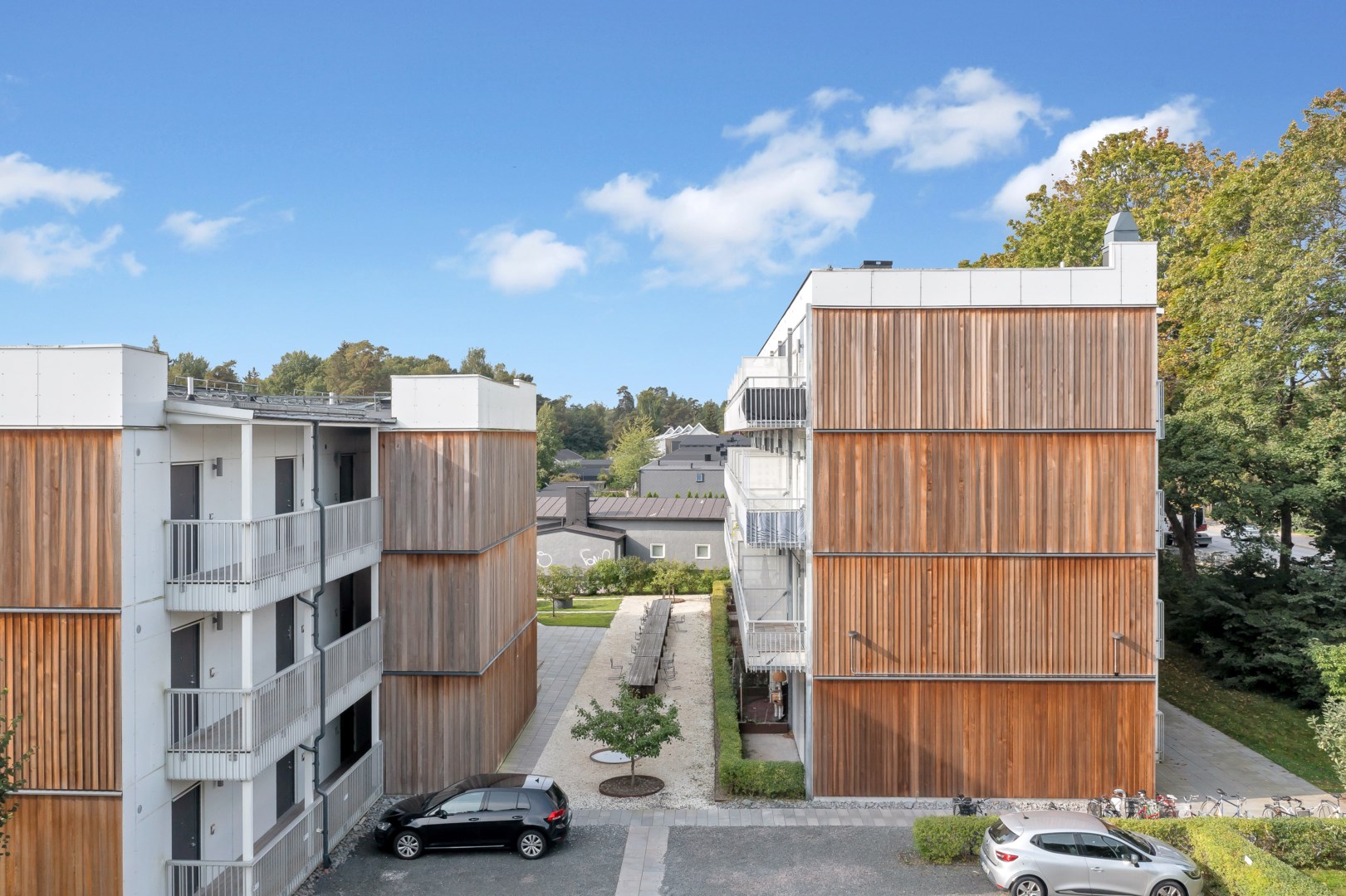 Bostadsbild från Bernadottestigen 1 A, Såld i Valsätra, Uppsala