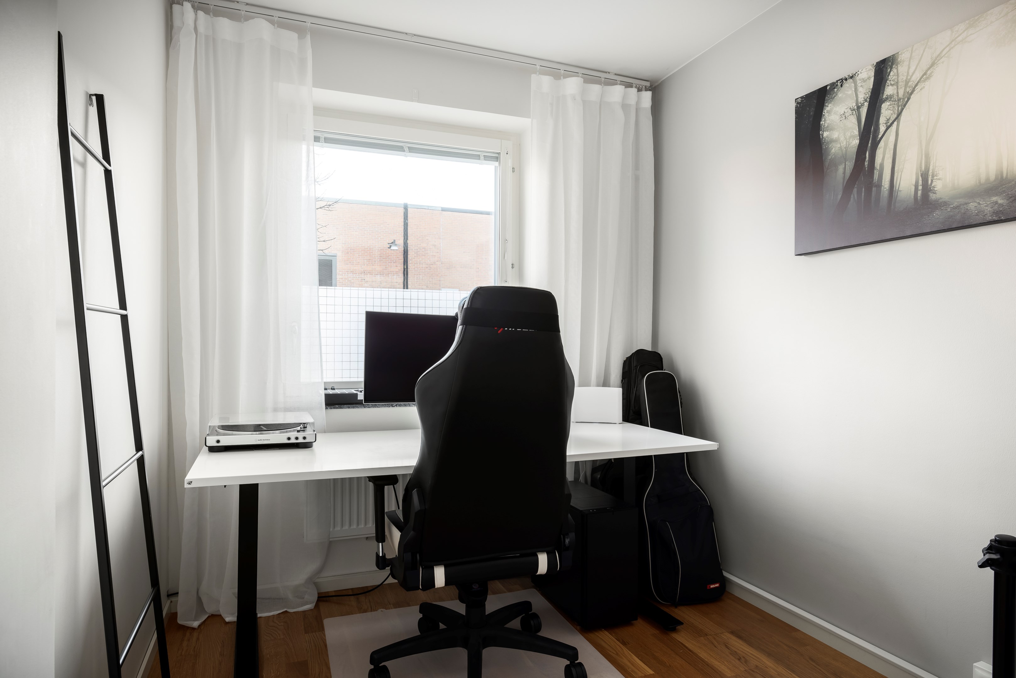 Bostadsbild från Chamottevägen 19, 1/2 tr upp, Såld i Porslinskvarteren, Värmdö