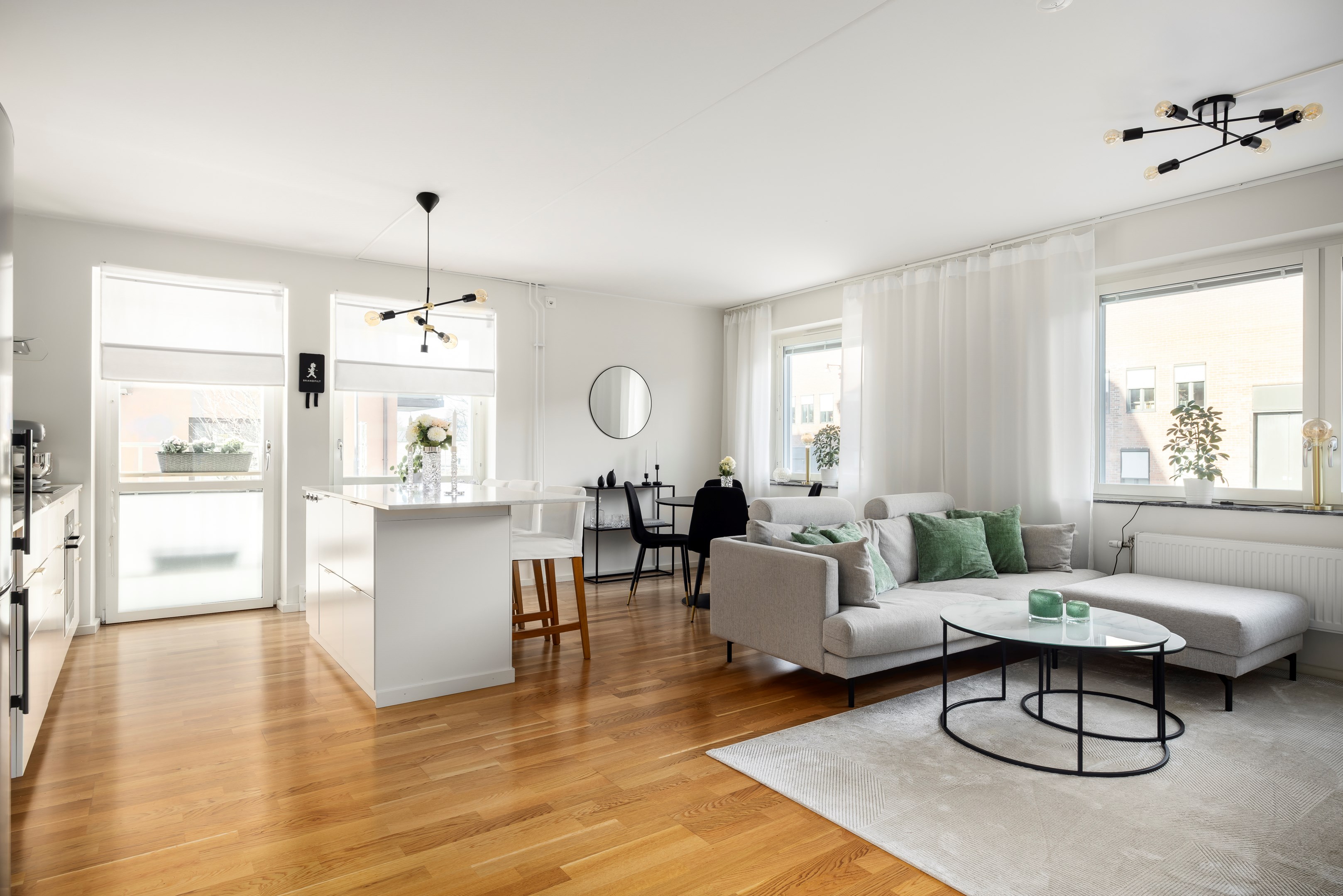 Bostadsbild från Chamottevägen 19, 1/2 tr upp, Såld i Porslinskvarteren, Värmdö