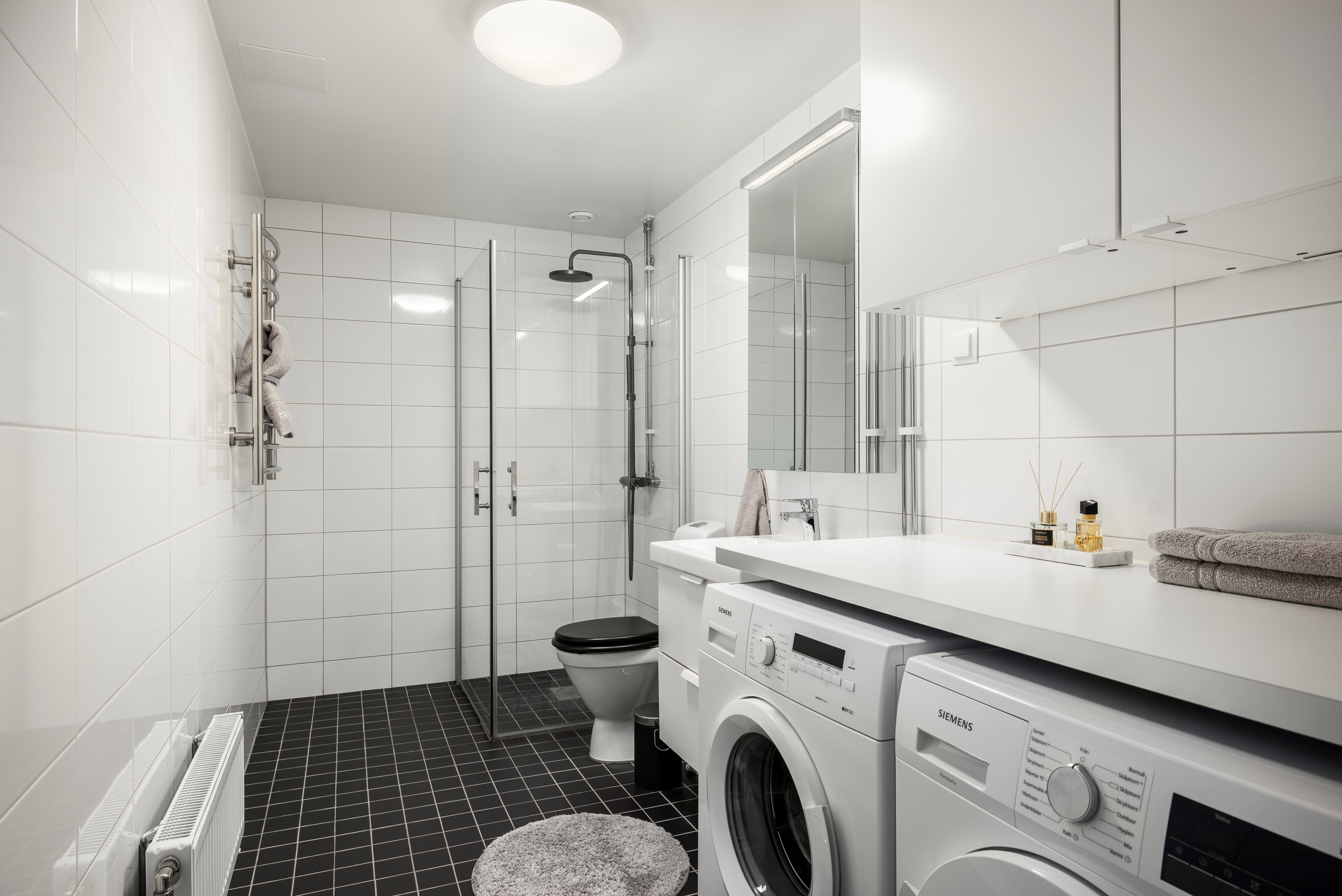 Bostadsbild från Chamottevägen 19, 1/2 tr upp, Såld i Porslinskvarteren, Värmdö