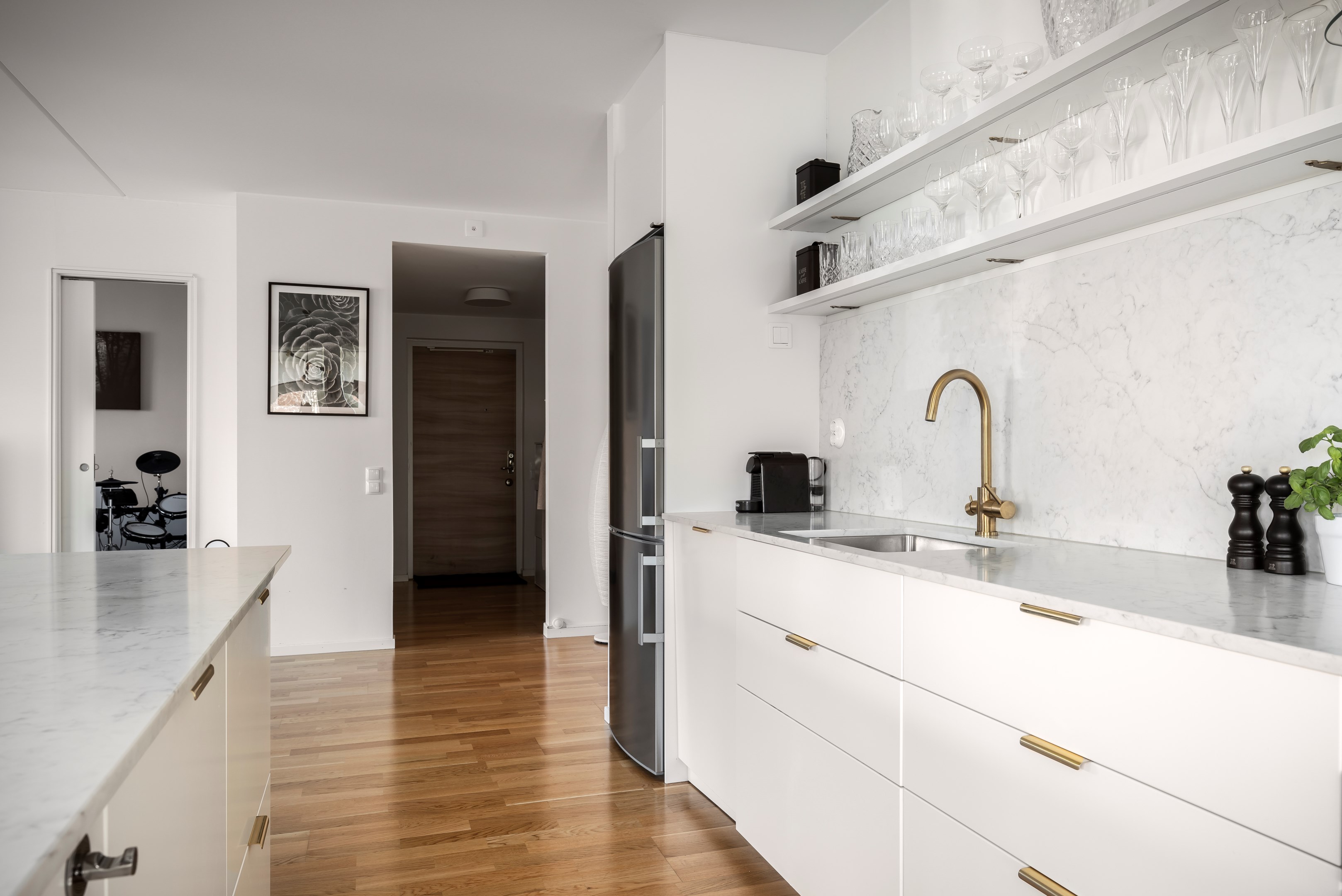 Bostadsbild från Chamottevägen 19, 1/2 tr upp, Såld i Porslinskvarteren, Värmdö