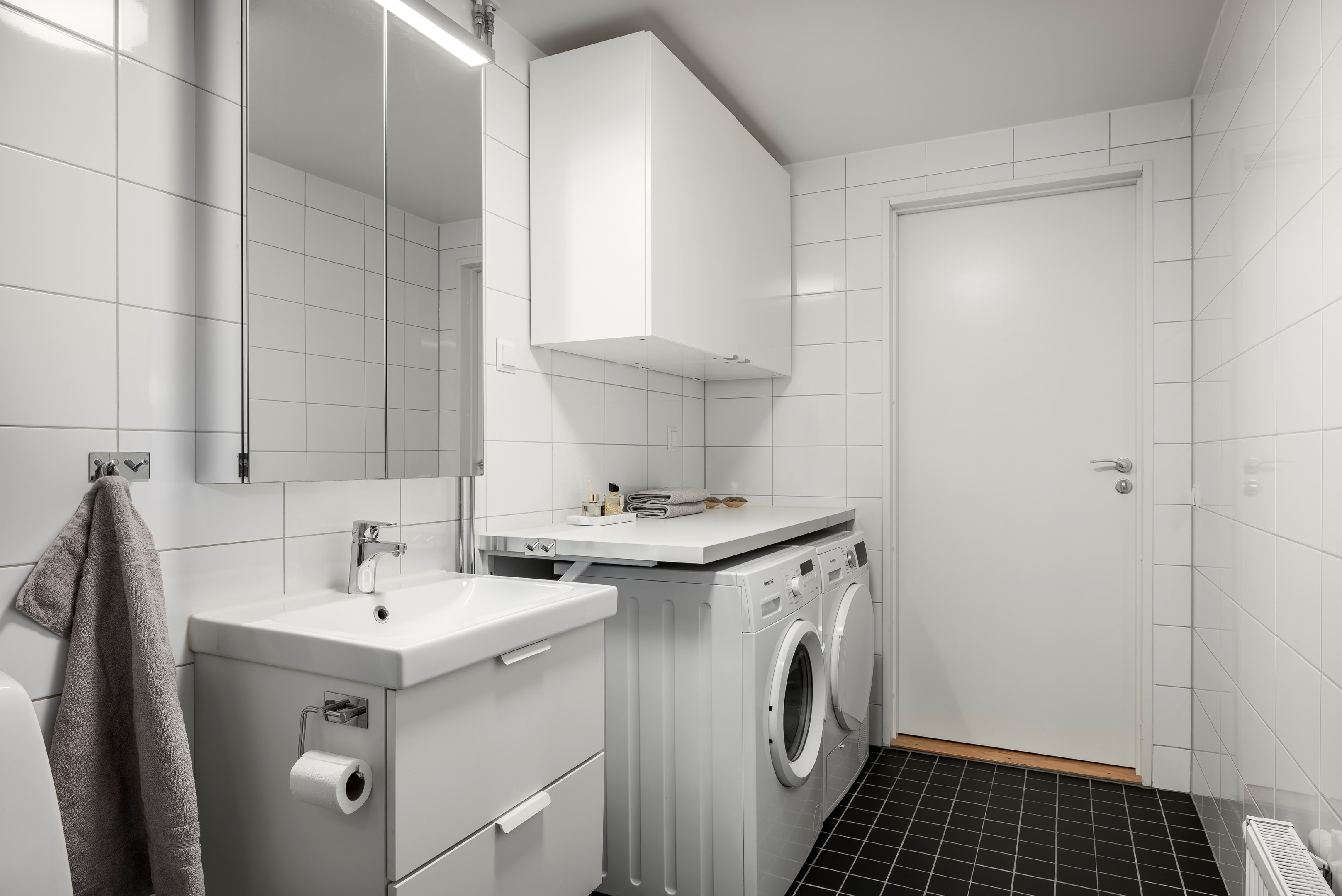 Bostadsbild från Chamottevägen 19, 1/2 tr upp, Såld i Porslinskvarteren, Värmdö