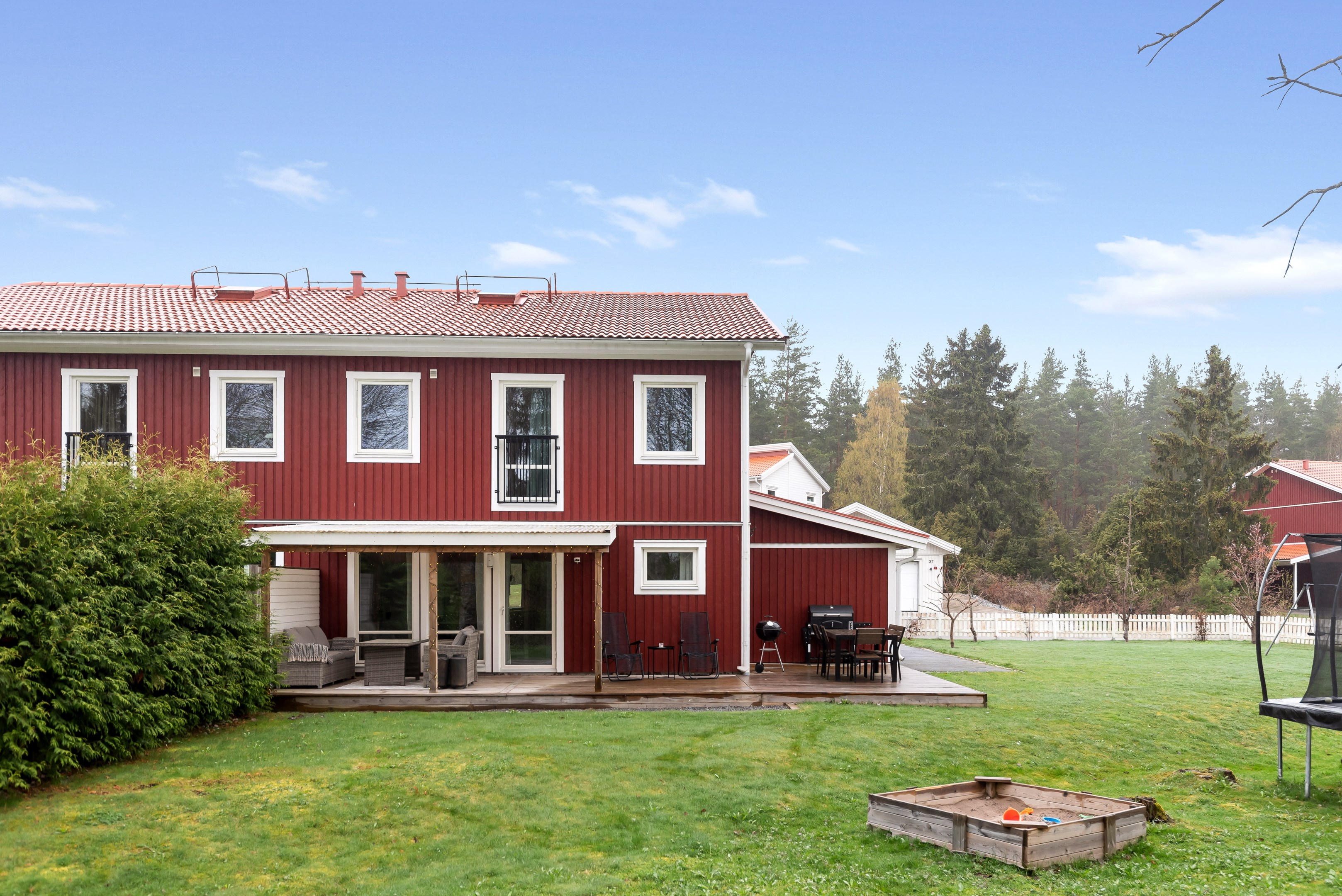 Bostadsbild från Funbo Vargspåret 31A, Såld i Gunsta, Uppsala