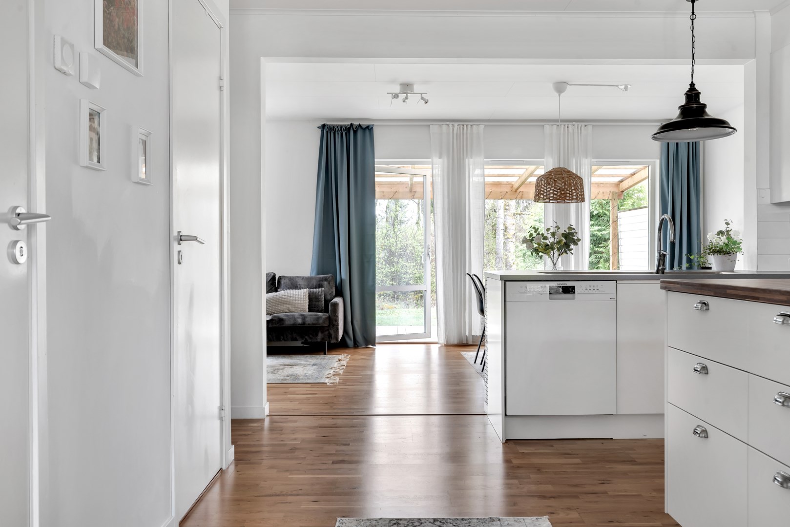 Bostadsbild från Funbo Vargspåret 31A, Såld i Gunsta, Uppsala