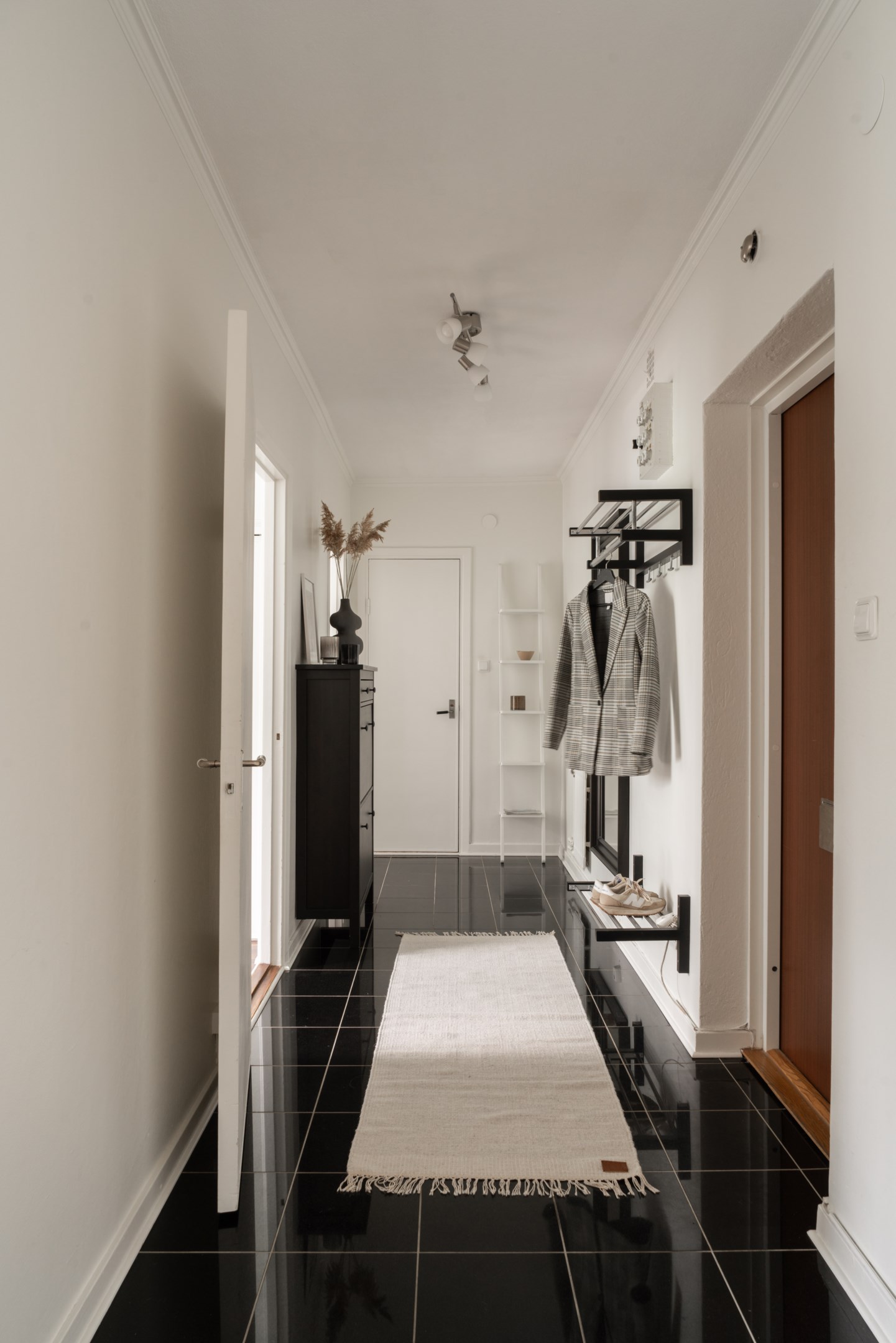 Bostadsbild från Agnegatan 9, Såld i Aroslund, Västerås