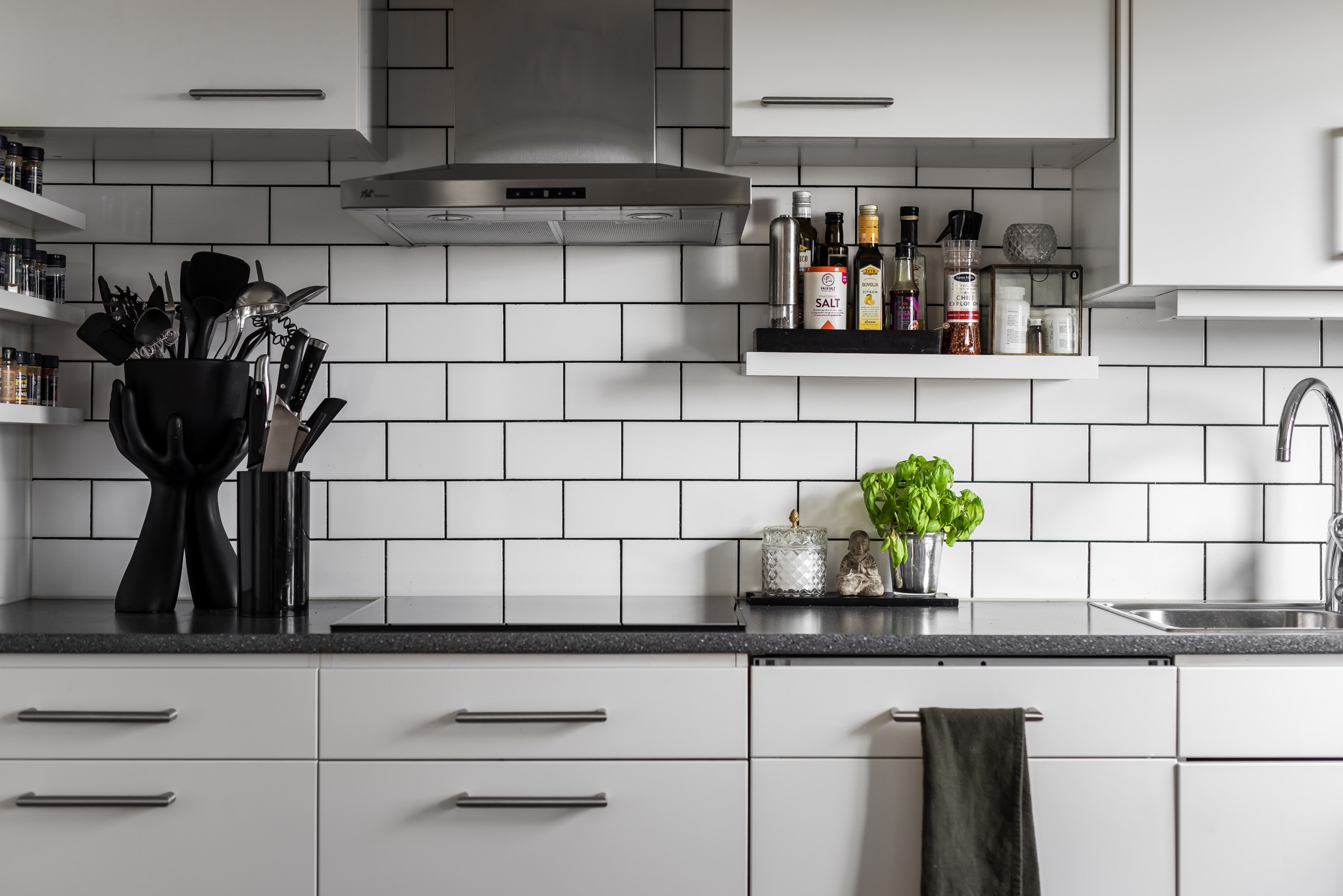 Bostadsbild från Per Hallströms Väg 2, 9 tr, Såld i Nacka Forum, Nacka