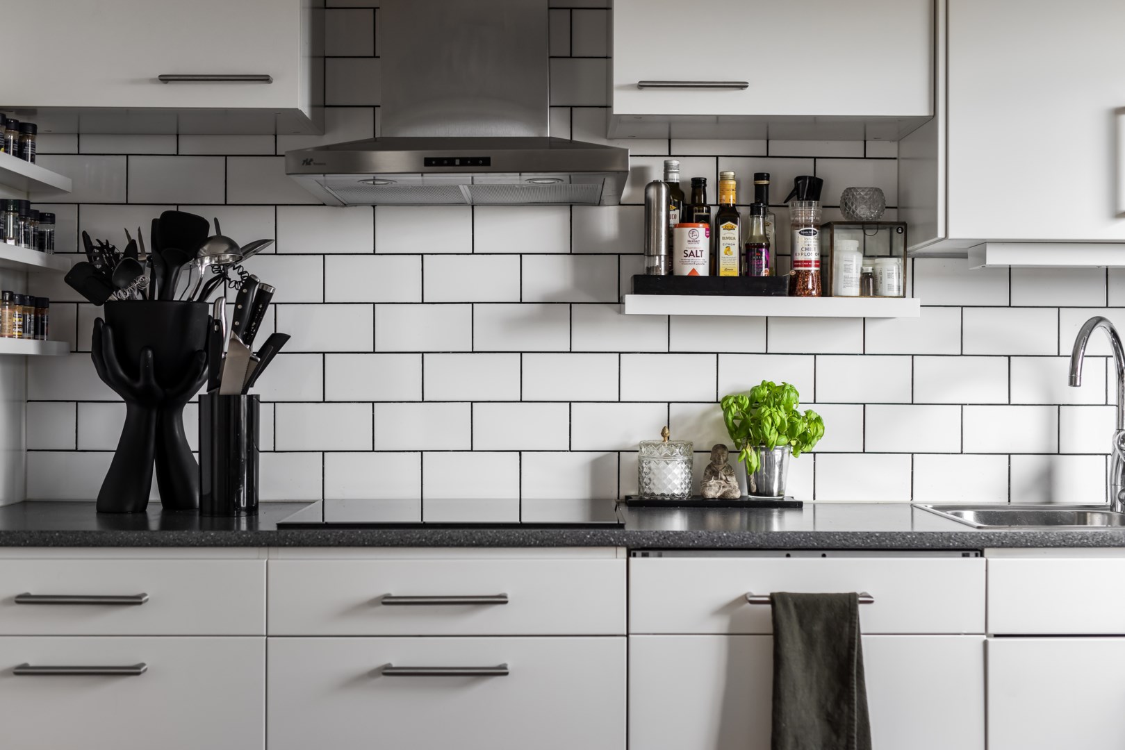 Bostadsbild från Per Hallströms Väg 2, 9 tr, Såld i Nacka Forum, Nacka