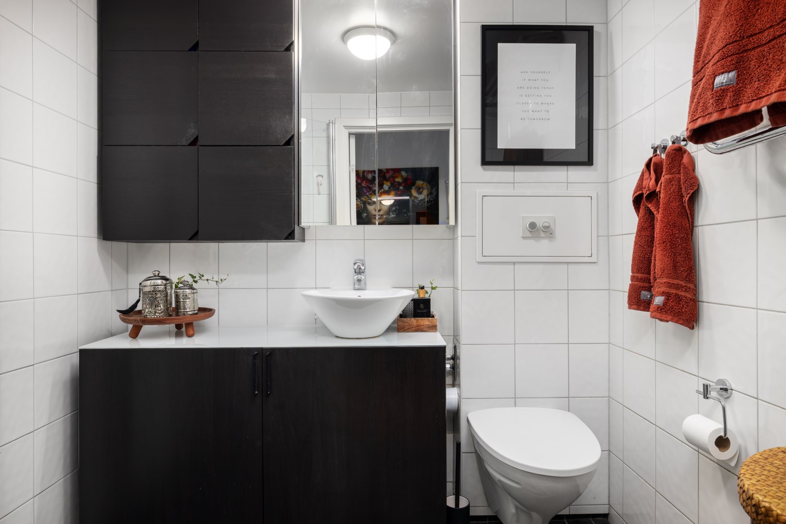 Bostadsbild från Per Hallströms Väg 2, 9 tr, Såld i Nacka Forum, Nacka