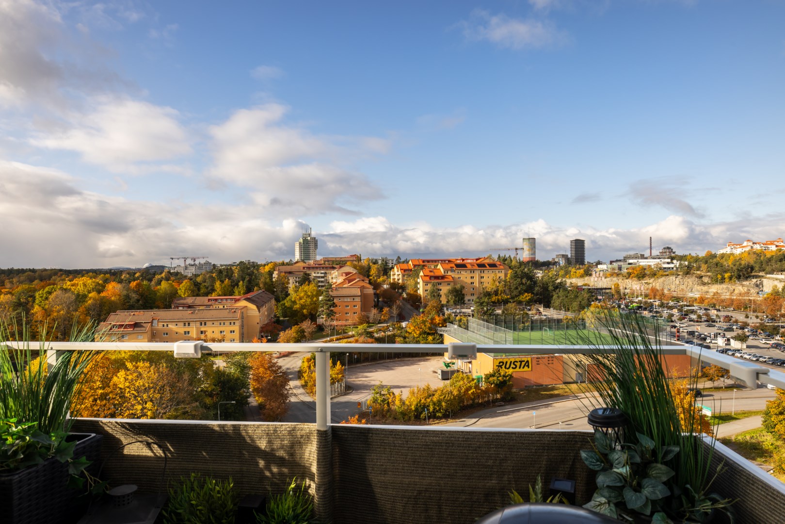 Bostadsbild från Per Hallströms Väg 2, 9 tr, Såld i Nacka Forum, Nacka