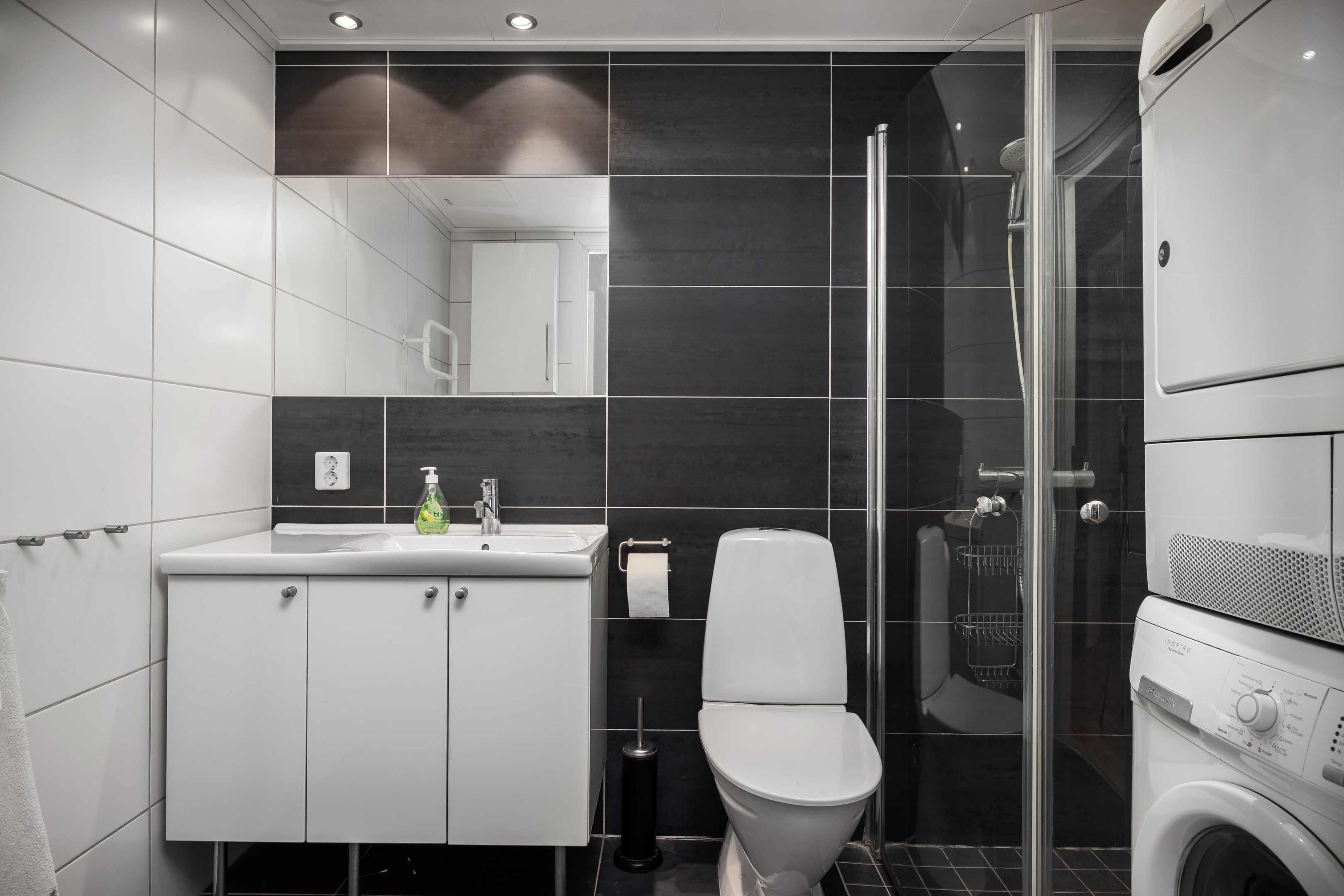 Bostadsbild från Ektorpsvägen 9, 4 tr, Såld i Ektorp, Nacka