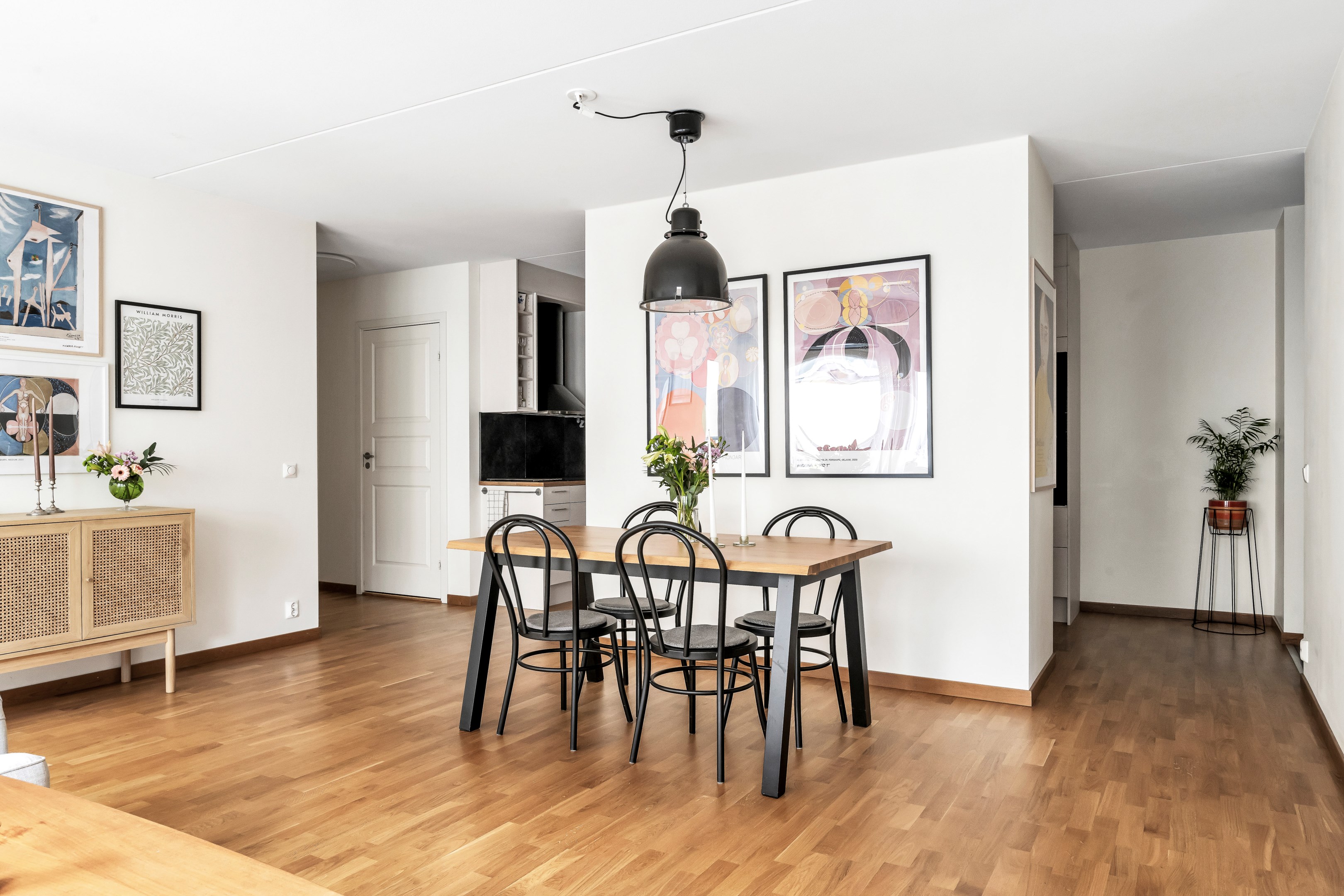 Bostadsbild från Tullgarnsgatan 23, Såld i Kungsängen, Uppsala