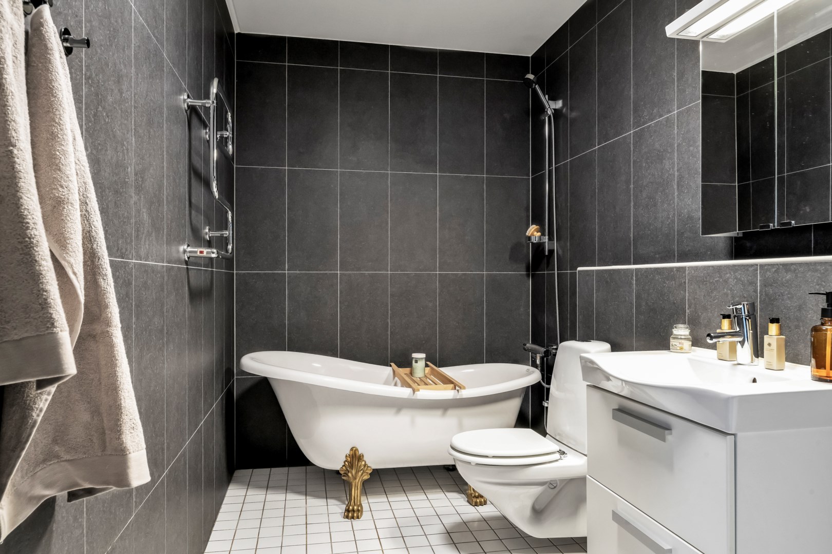 Bostadsbild från Tullgarnsgatan 23, Såld i Kungsängen, Uppsala