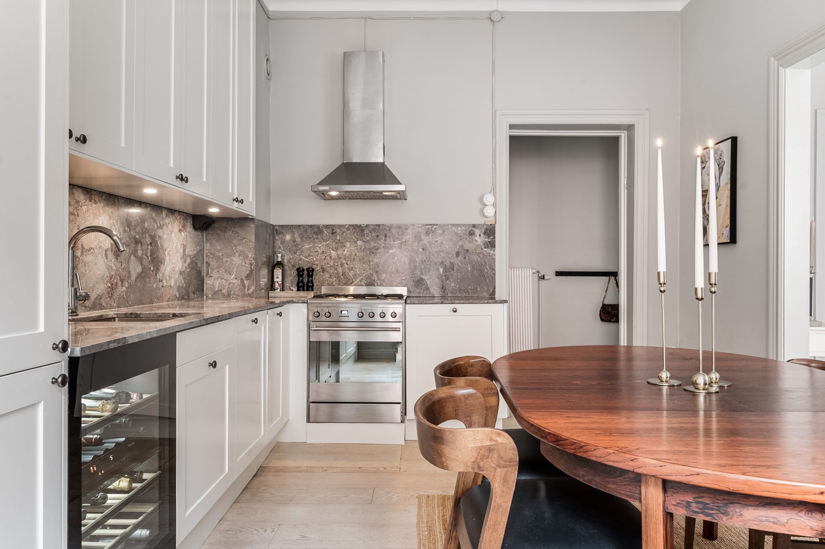 Bostadsbild från Surbrunnsgatan 4, 2tr, Såld i Vasastan/Östermalm, Stockholm