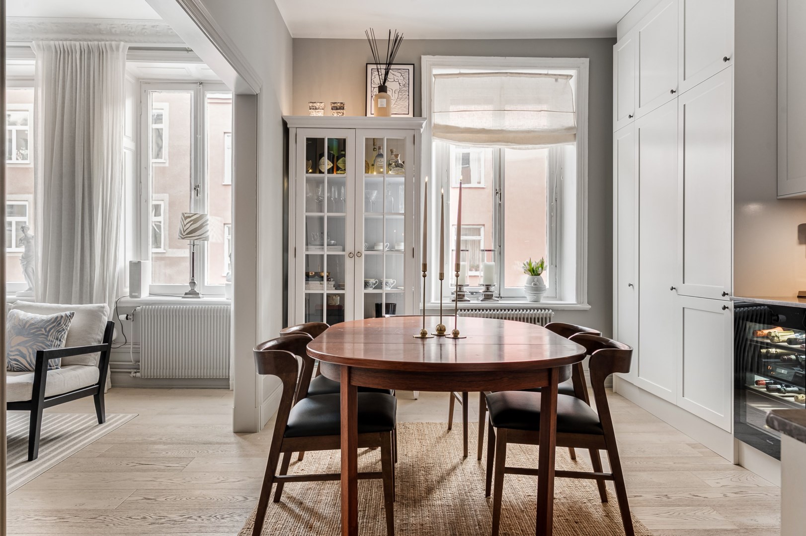 Bostadsbild från Surbrunnsgatan 4, 2tr, Såld i Vasastan/Östermalm, Stockholm