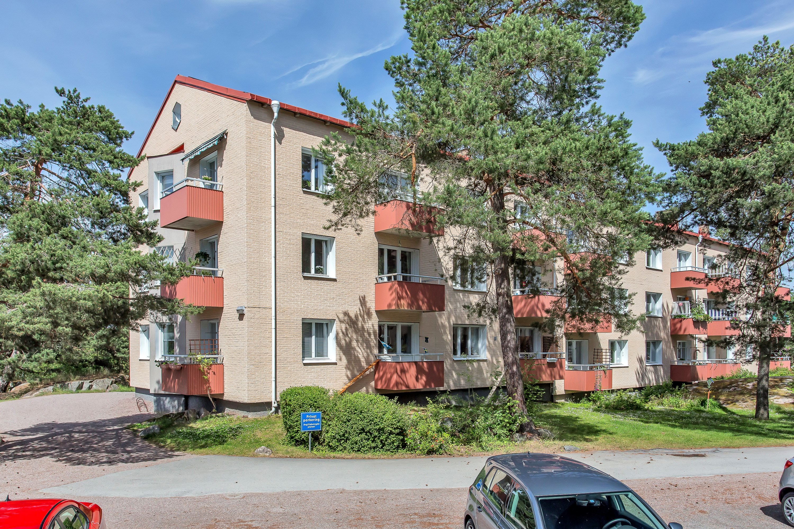 Bostadsbild från Lindsbergsgatan 9 B, Såld i Sommarro, Uppsala