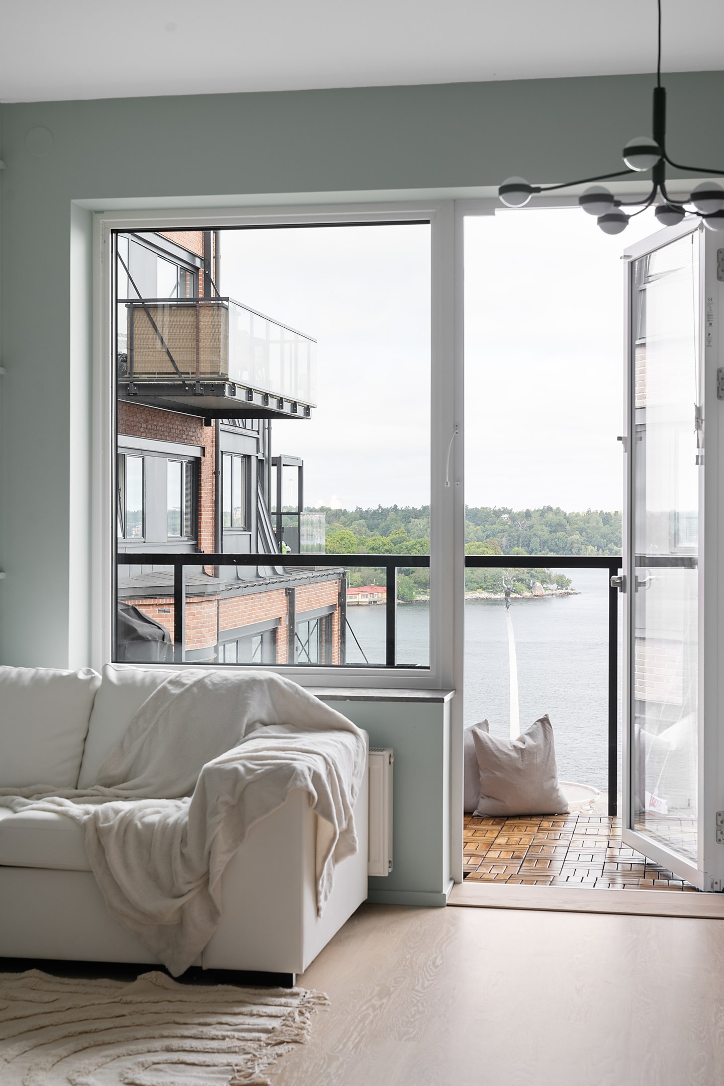 Bostadsbild från Augustendalsvägen 23, Såld i Nacka Strand, Nacka