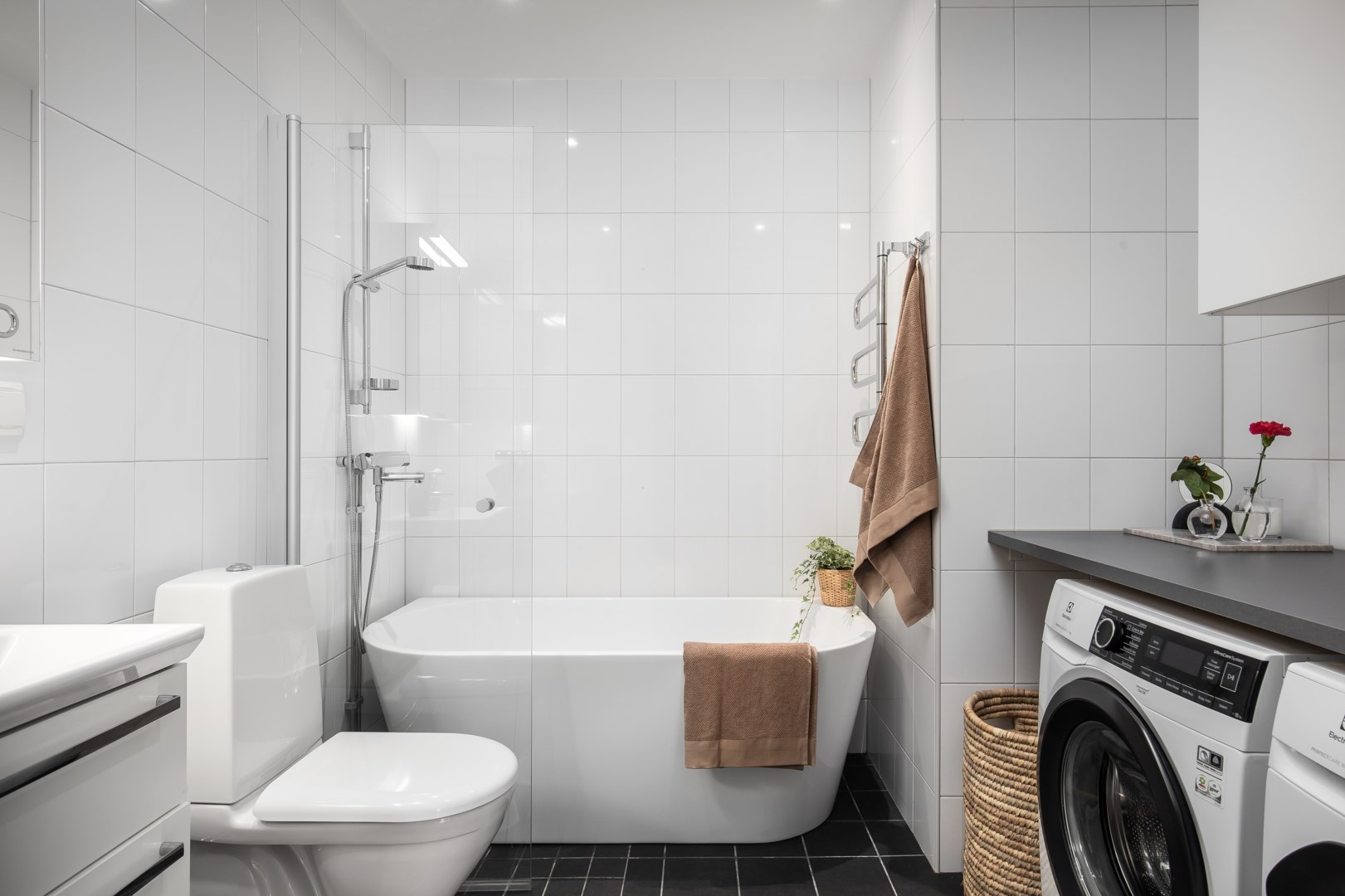 Bostadsbild från Tollareslingan 20, 4tr, Såld i Tollare, Nacka