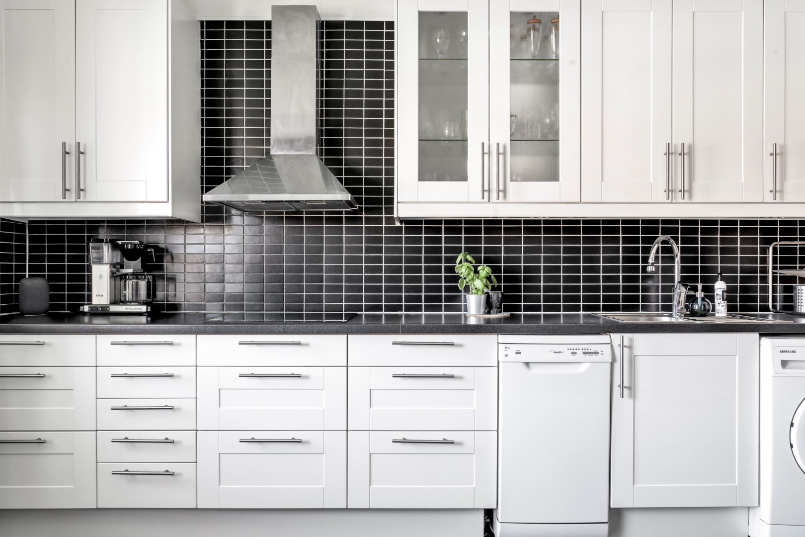 Bostadsbild från Gröna gatan 23 E, Såld i Salabacke, Uppsala