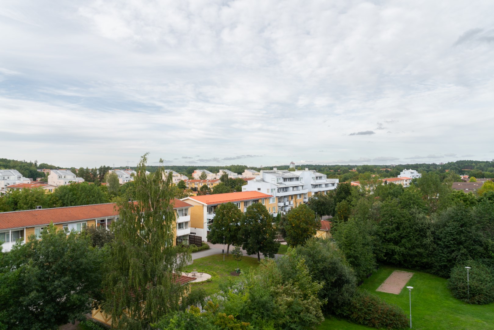 Bostadsbild från Välljärnsgatan 490, Såld i Bäckby, Västerås