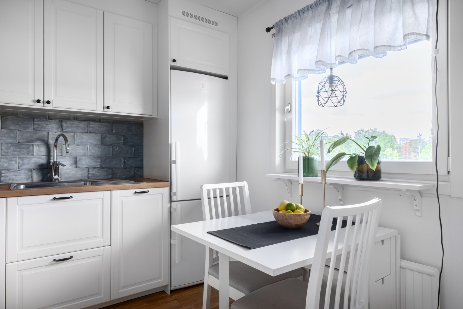 Bostadsbild från Torggatan 4B, 3tr, Såld i Saltsjöbaden, Nacka