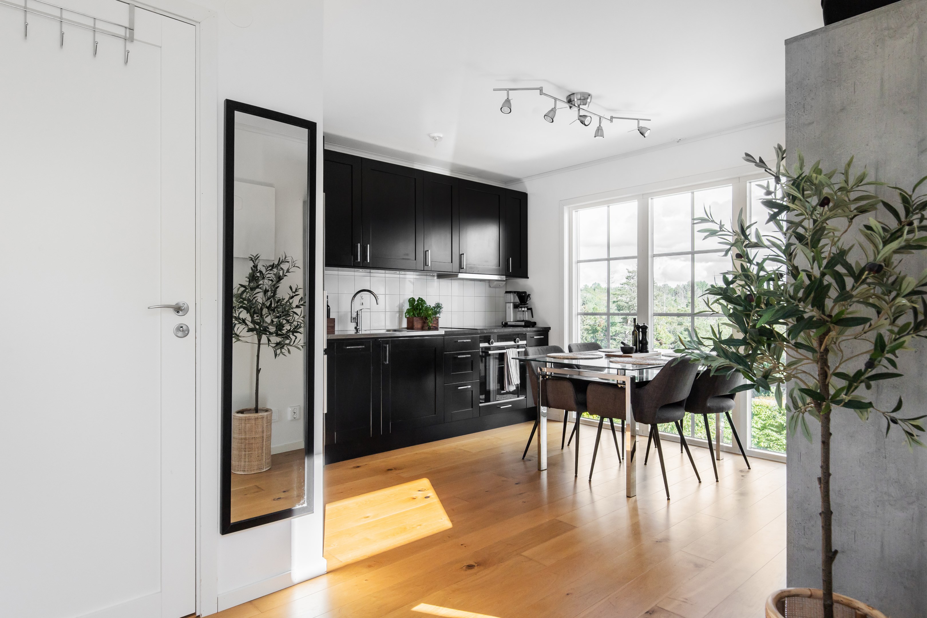 Bostadsbild från Örnklovägen 10C, Såld i Kolvik, Värmdö