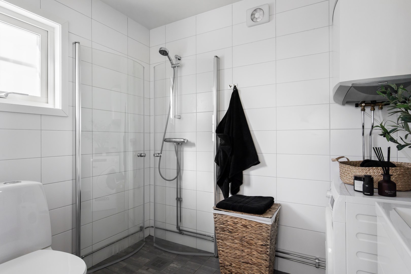 Bostadsbild från Örnklovägen 10C, Såld i Kolvik, Värmdö