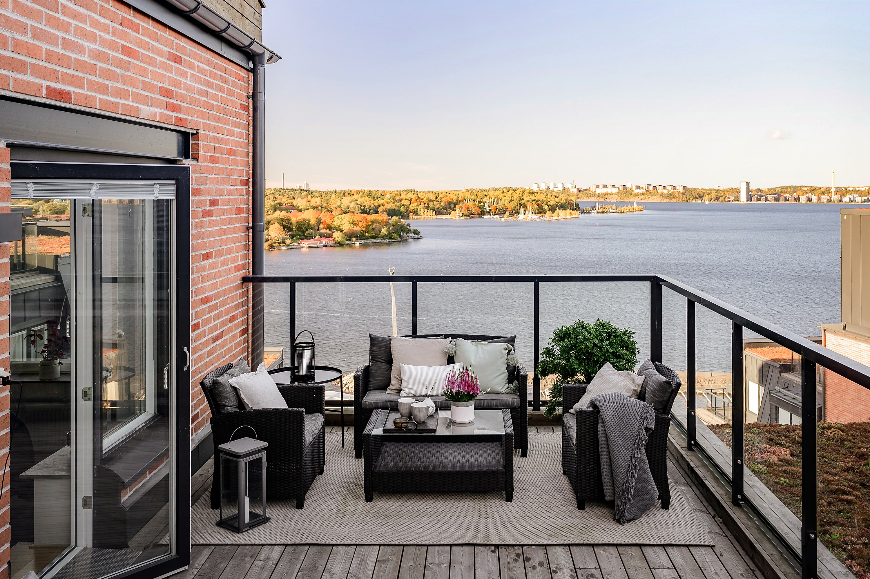 Bostadsbild från Augustendalsvägen 23, Såld i Nacka Strand, Nacka