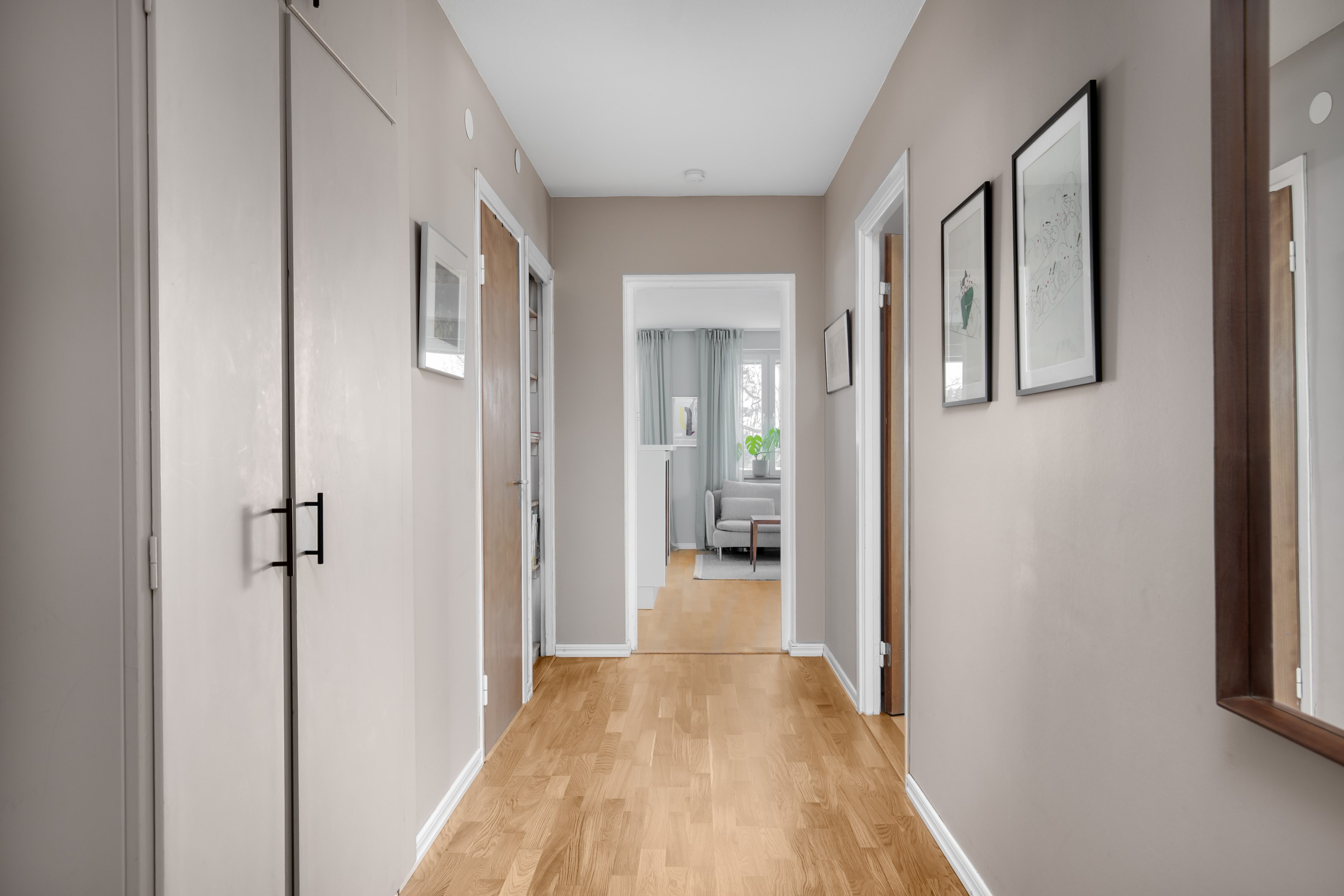 Bostadsbild från Alphyddevägen 19, Såld i Alphyddan, Nacka