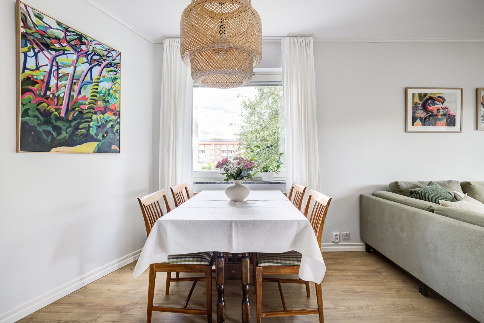 Bostadsbild från Ritargatan 10 A, Såld i Salabacke, Uppsala