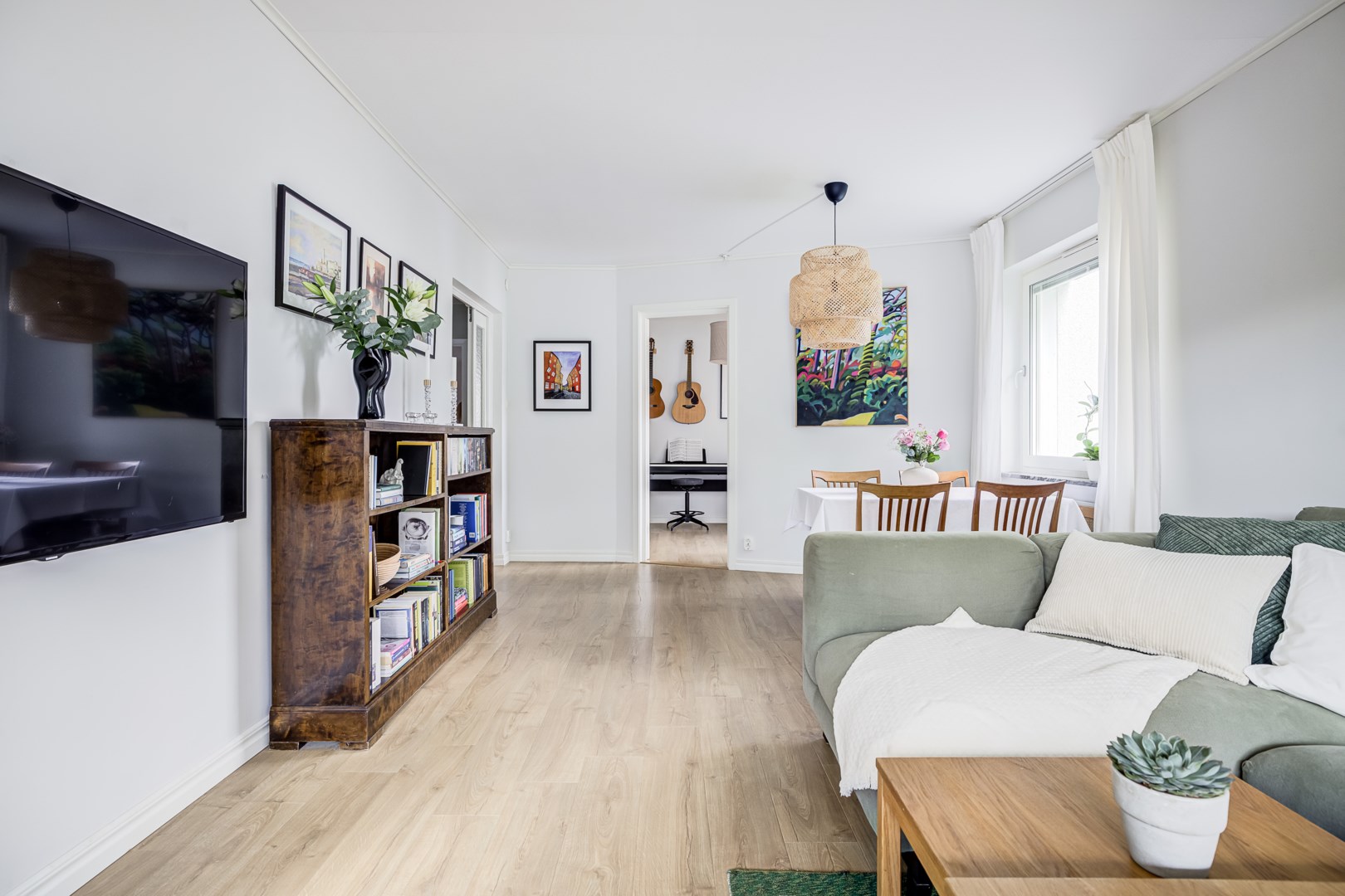 Bostadsbild från Ritargatan 10 A, Såld i Salabacke, Uppsala