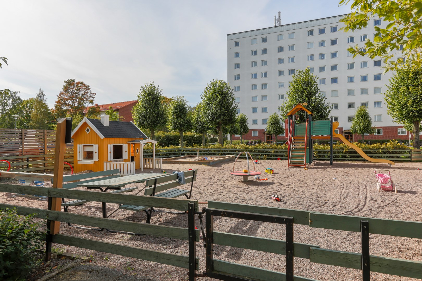 Bostadsbild från Ritargatan 10 A, Såld i Salabacke, Uppsala