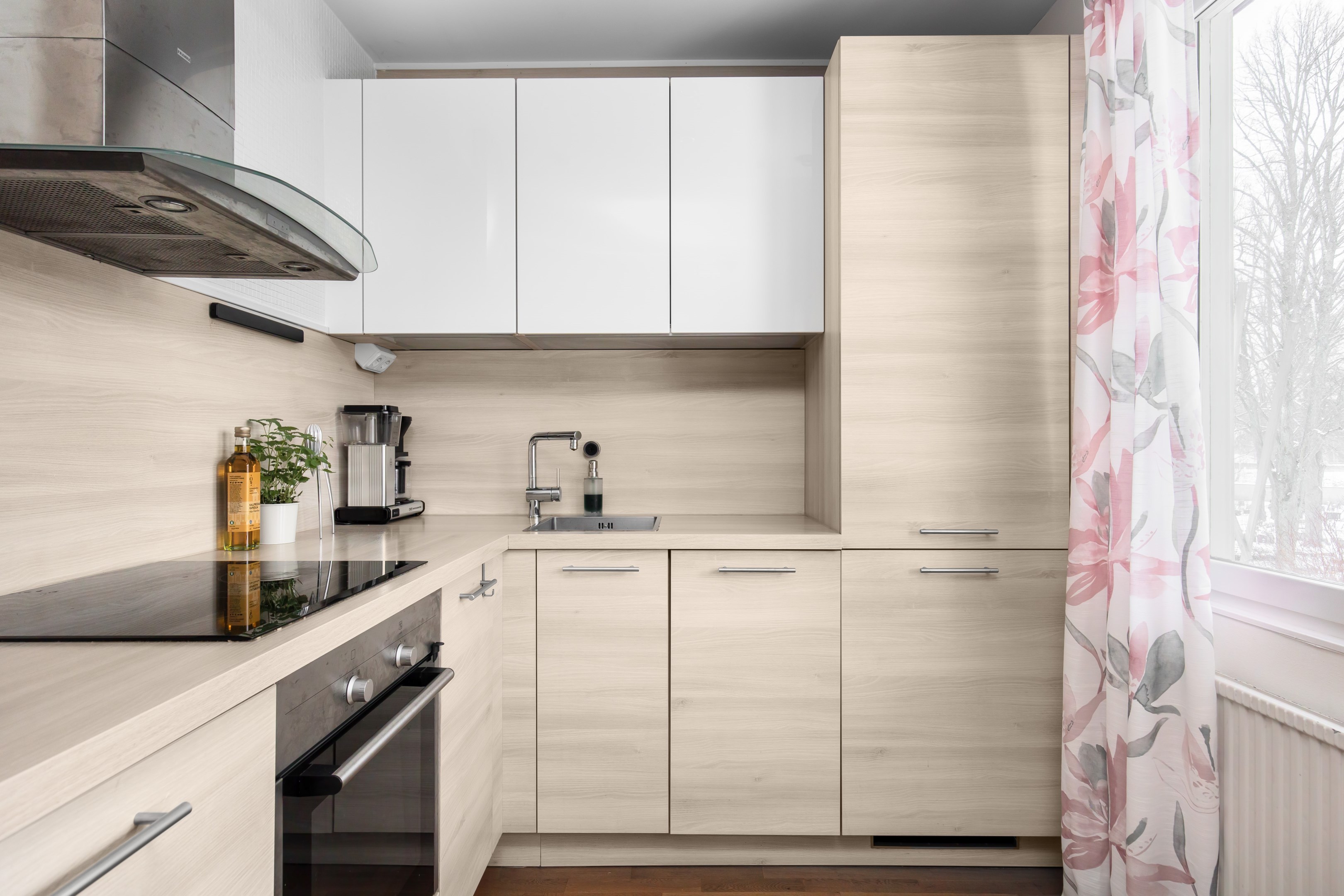 Bostadsbild från Blomstervägen 14, Såld i Finntorp, Nacka