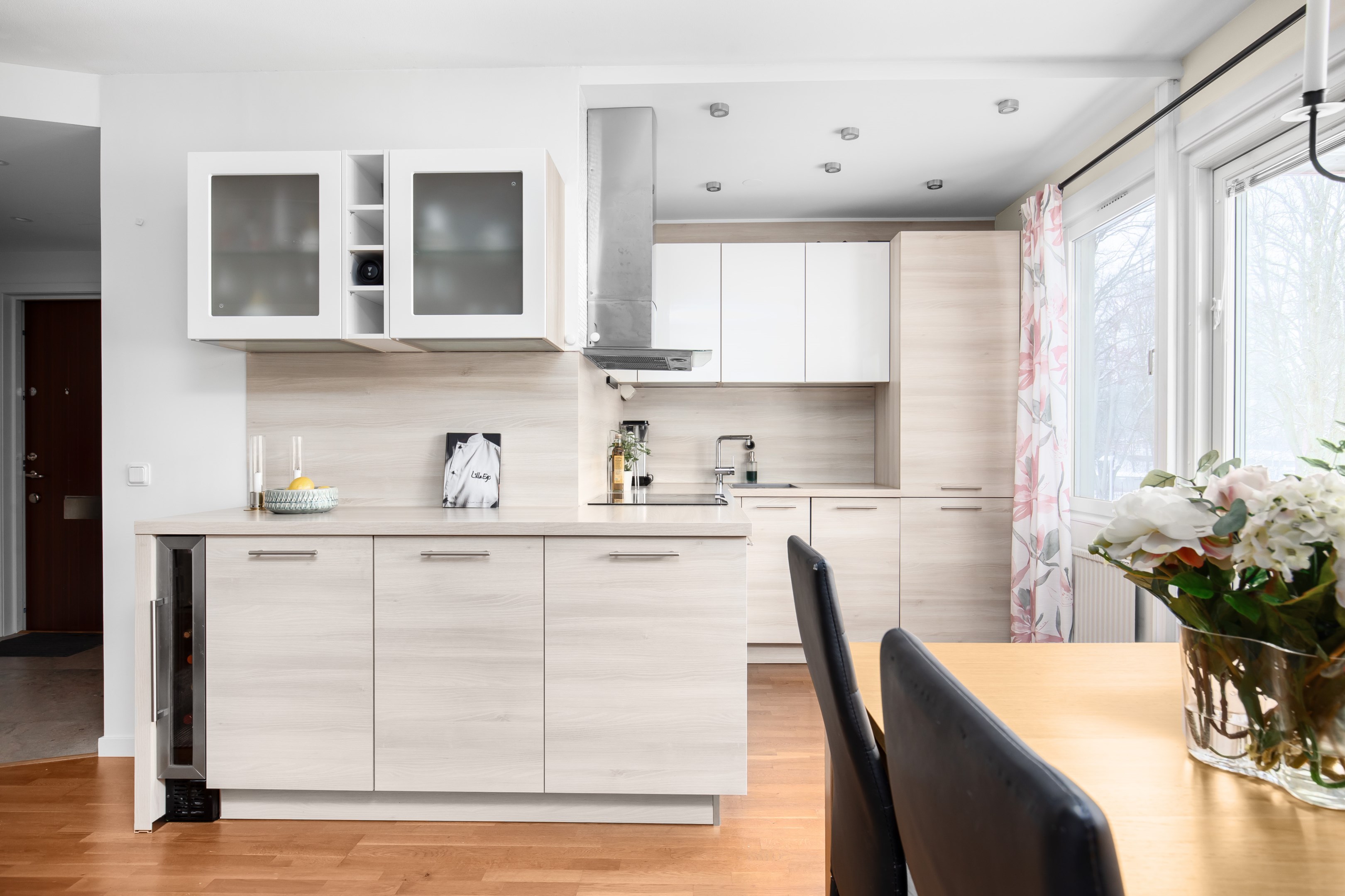 Bostadsbild från Blomstervägen 14, Såld i Finntorp, Nacka