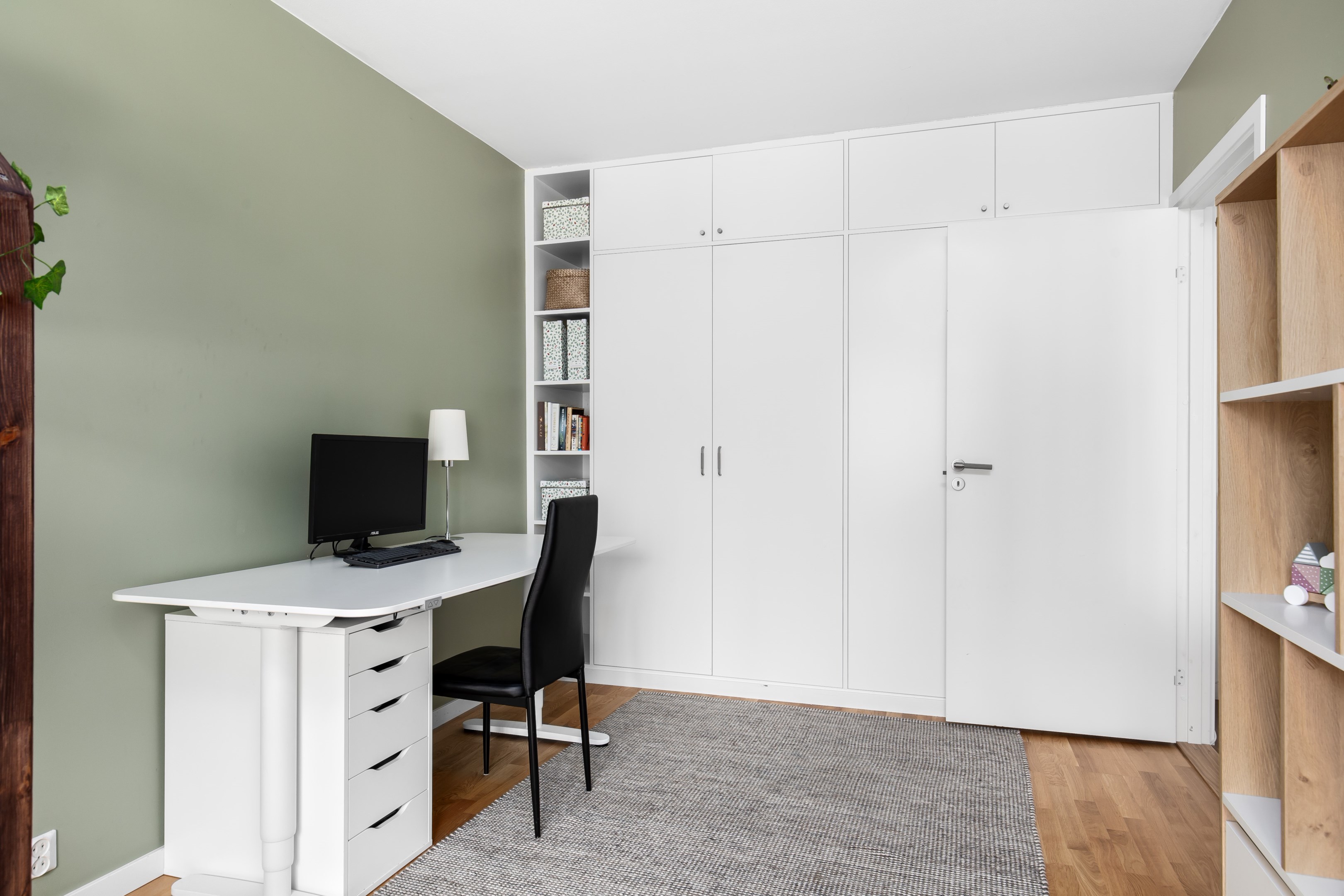 Bostadsbild från Blomstervägen 14, Såld i Finntorp, Nacka