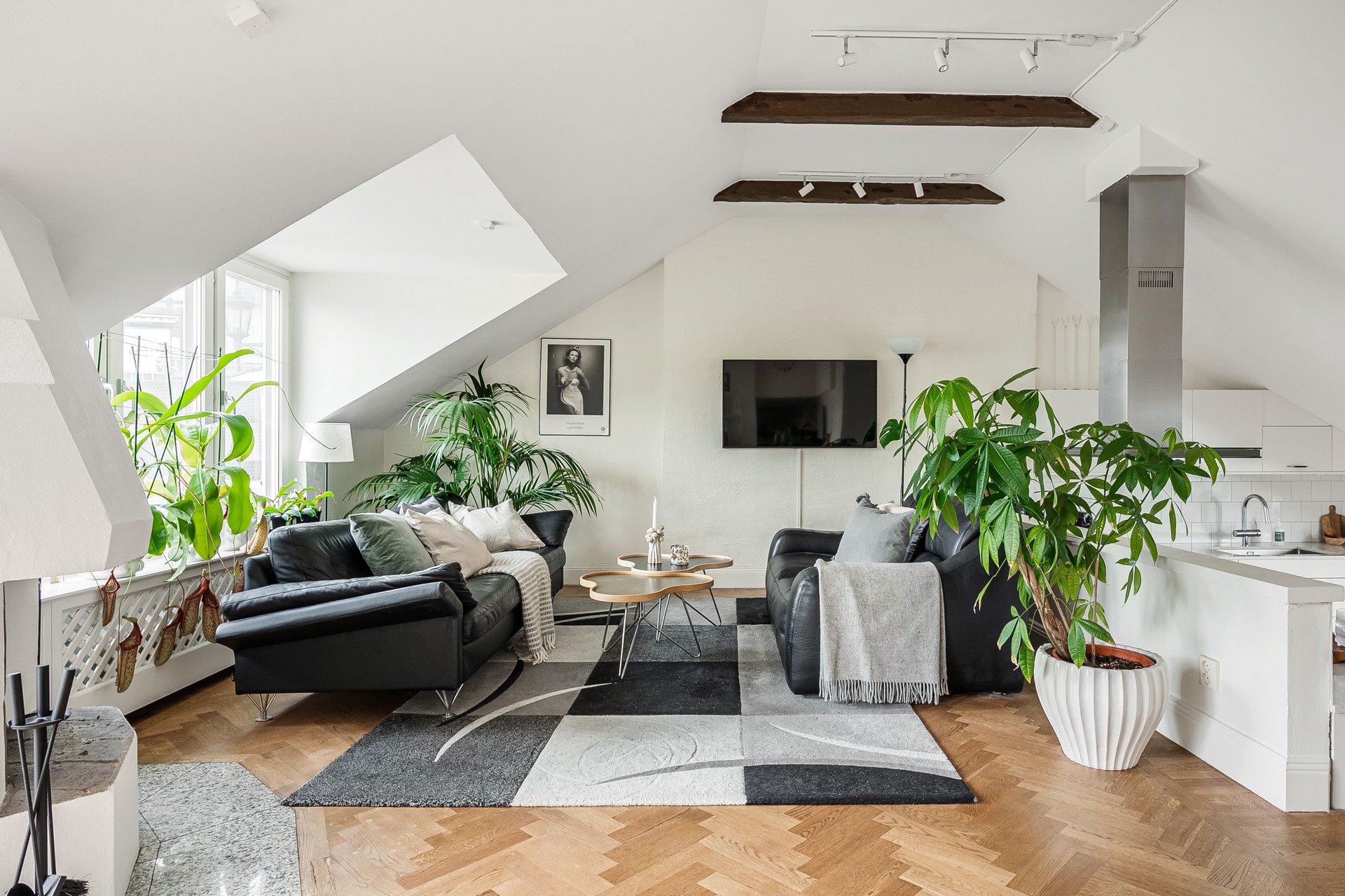 Bostadsbild från Surbrunnsgatan 4,5tr, Såld i Vasastan/Östermalm, Stockholm