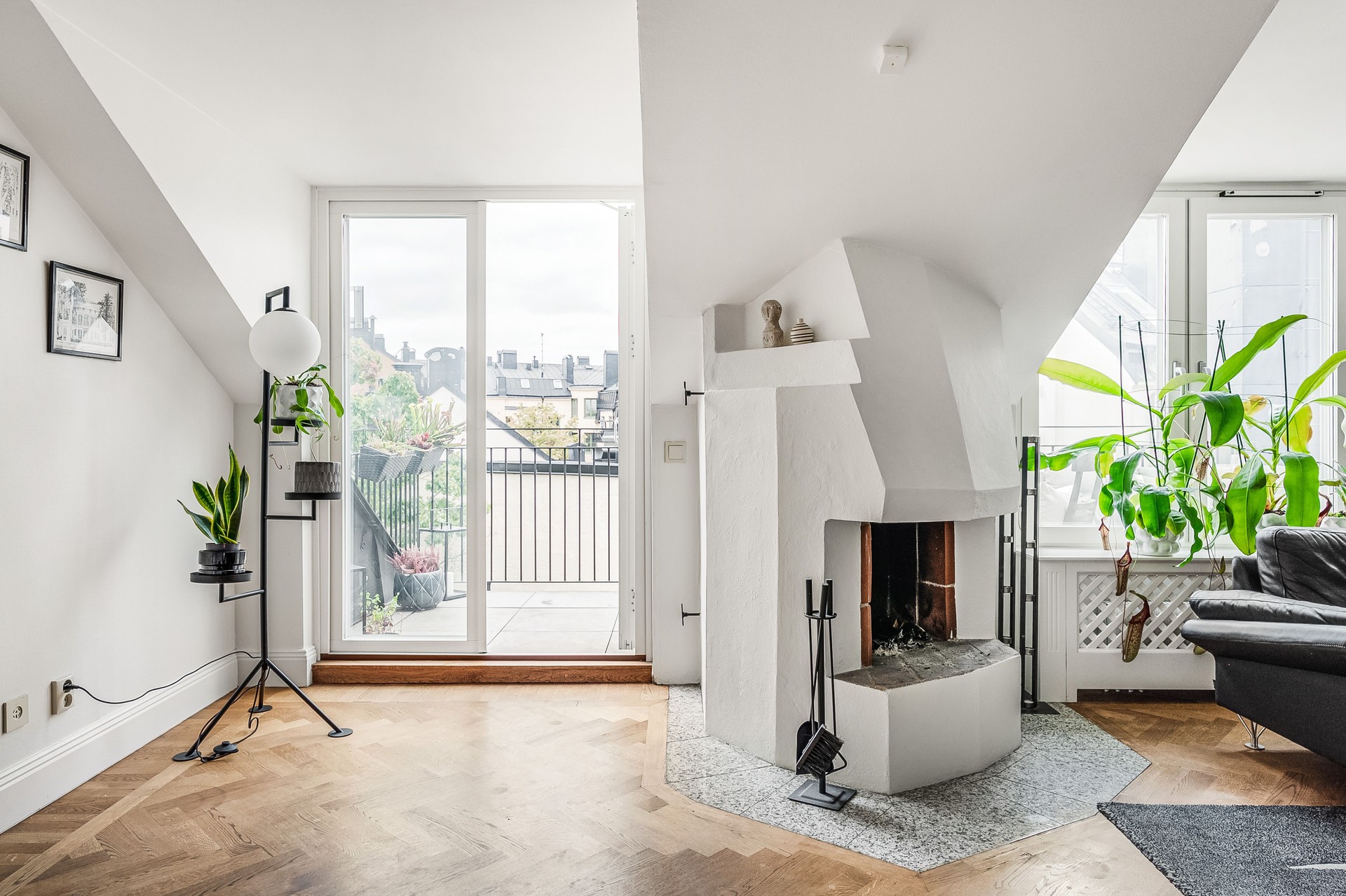 Bostadsbild från Surbrunnsgatan 4,5tr, Såld i Vasastan/Östermalm, Stockholm