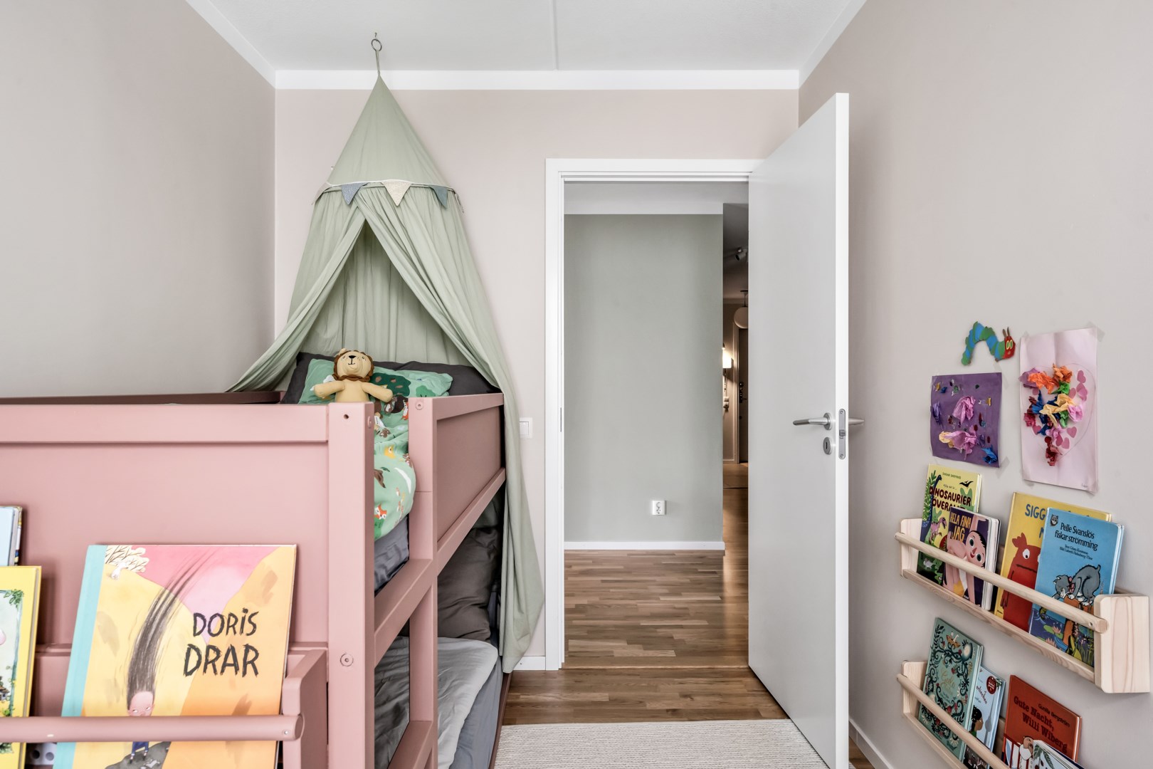 Bostadsbild från Bobingatan 2, Såld i Kungsängen, Uppsala