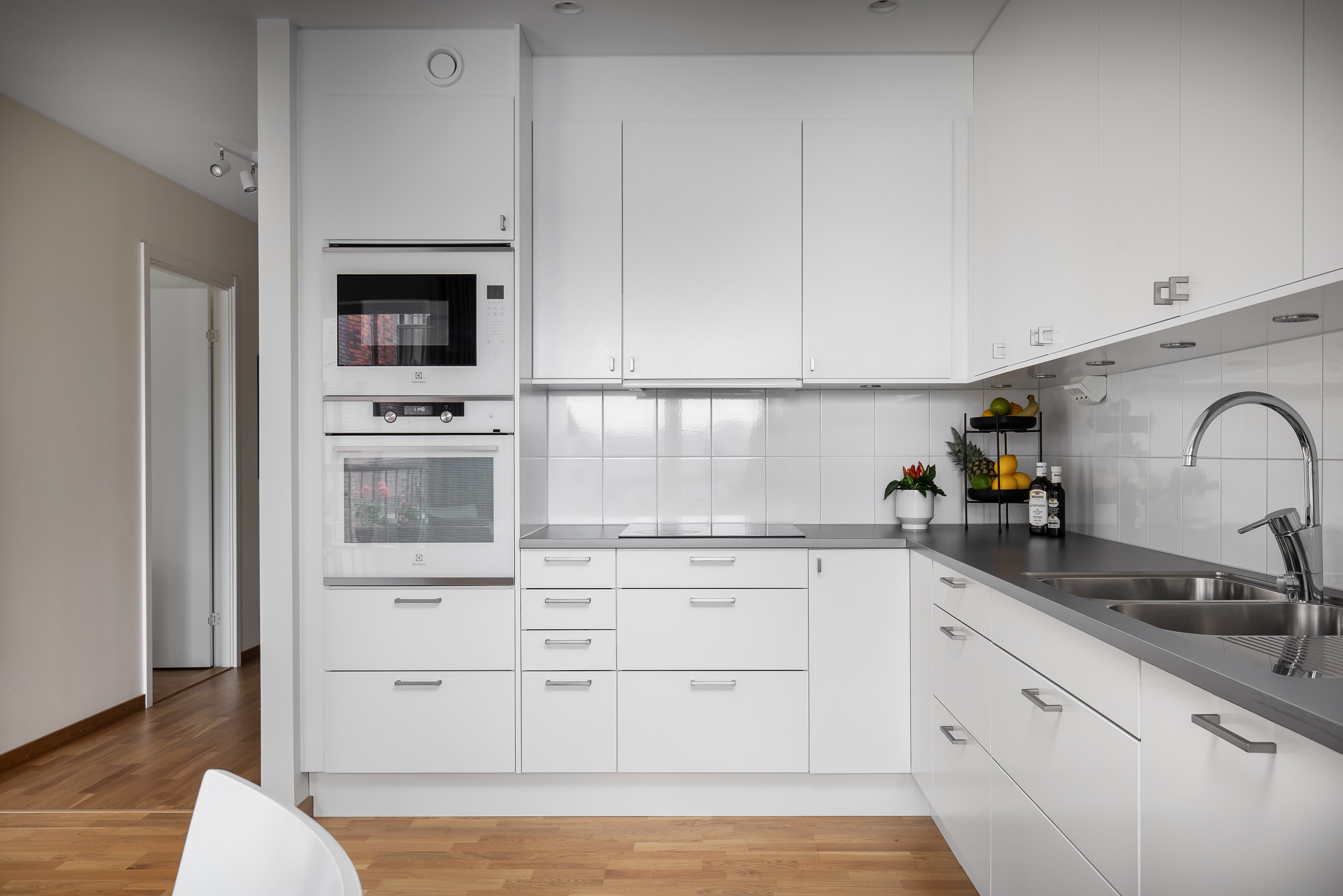 Bostadsbild från Tollareslingan 22, 4 tr, Såld i Tollare, Nacka