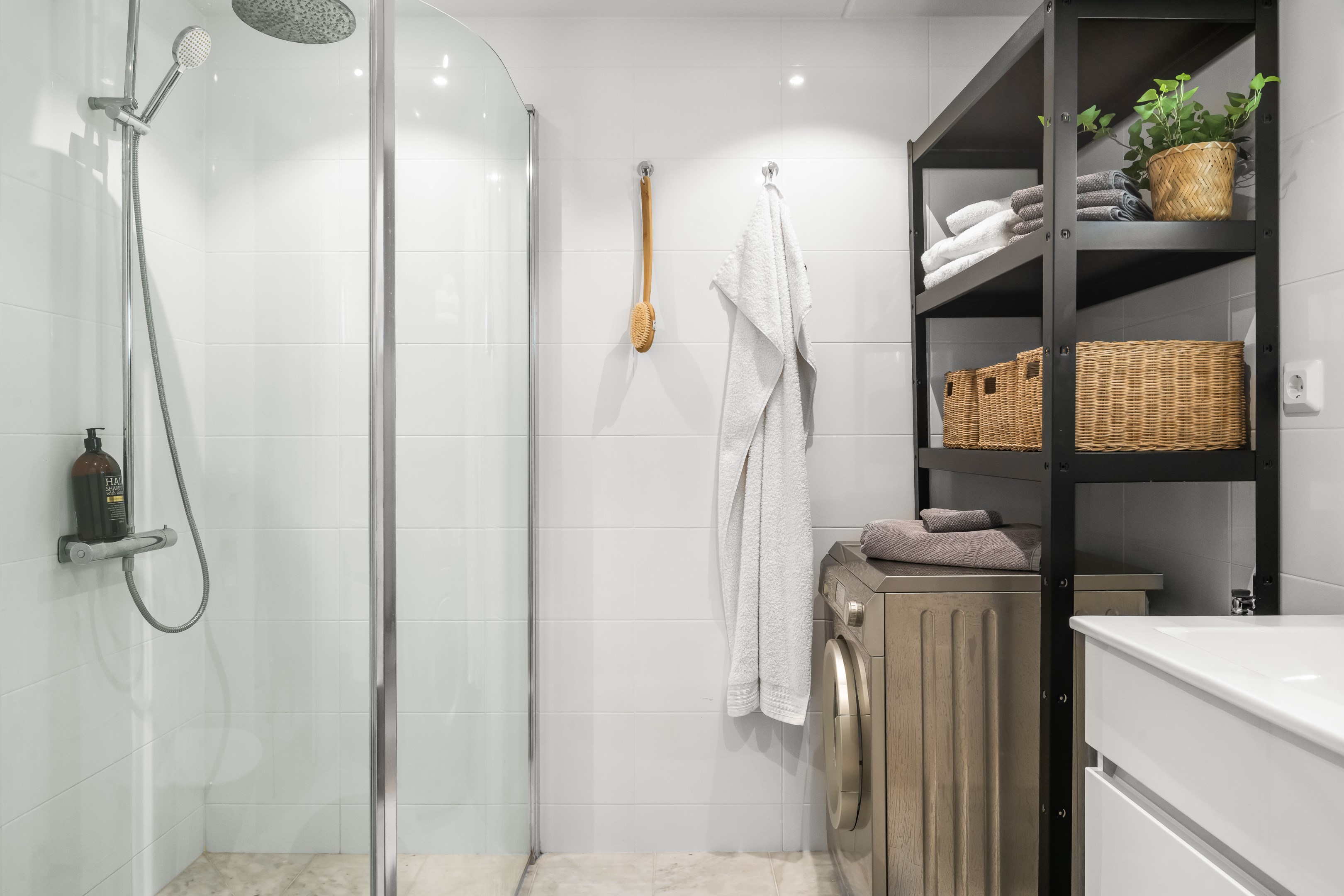 Bostadsbild från Vårdsätravägen 3 F, Såld i Rosendal, Uppsala