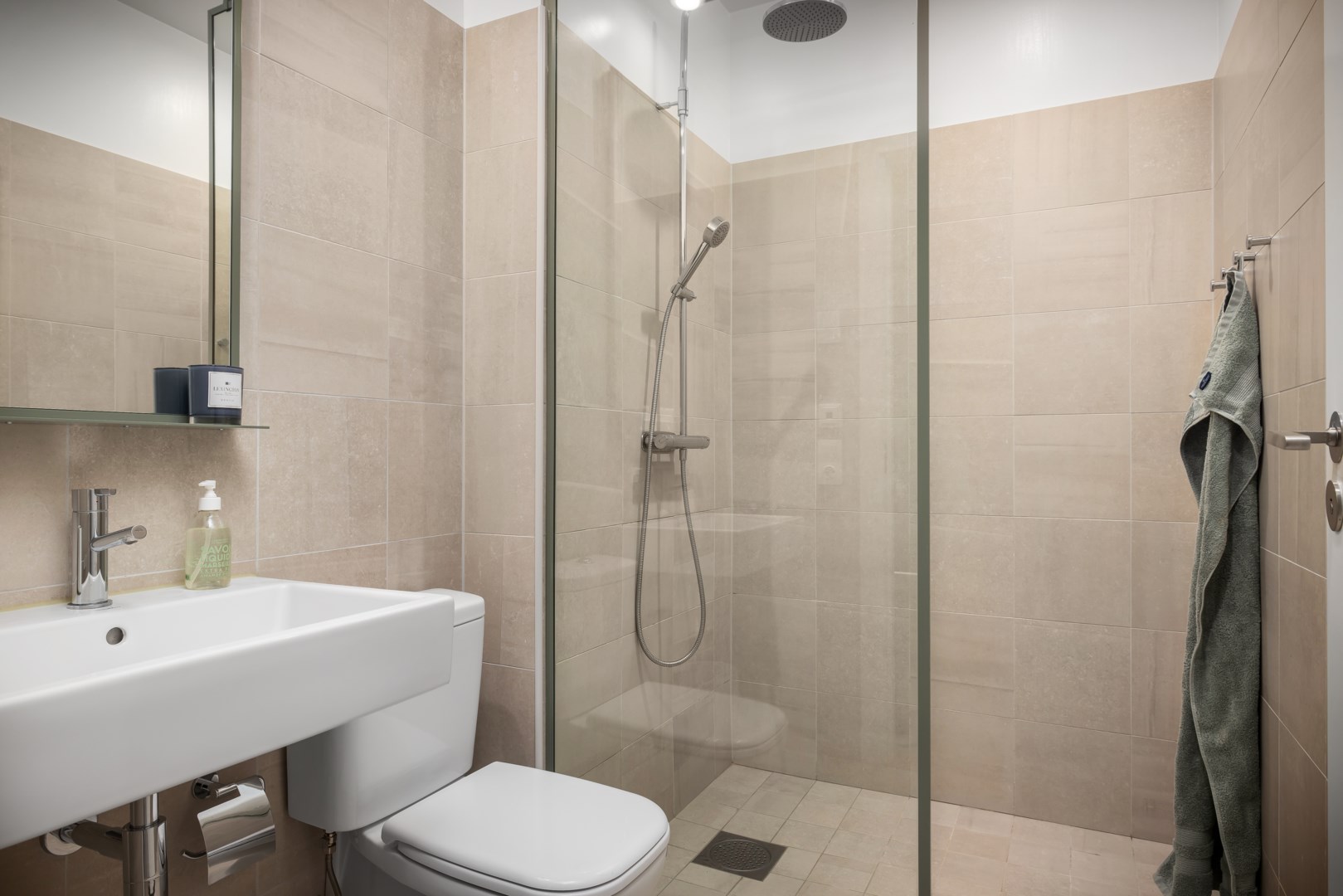 Bostadsbild från Tollarevägen 49, 4 tr, Såld i Tollare, Nacka