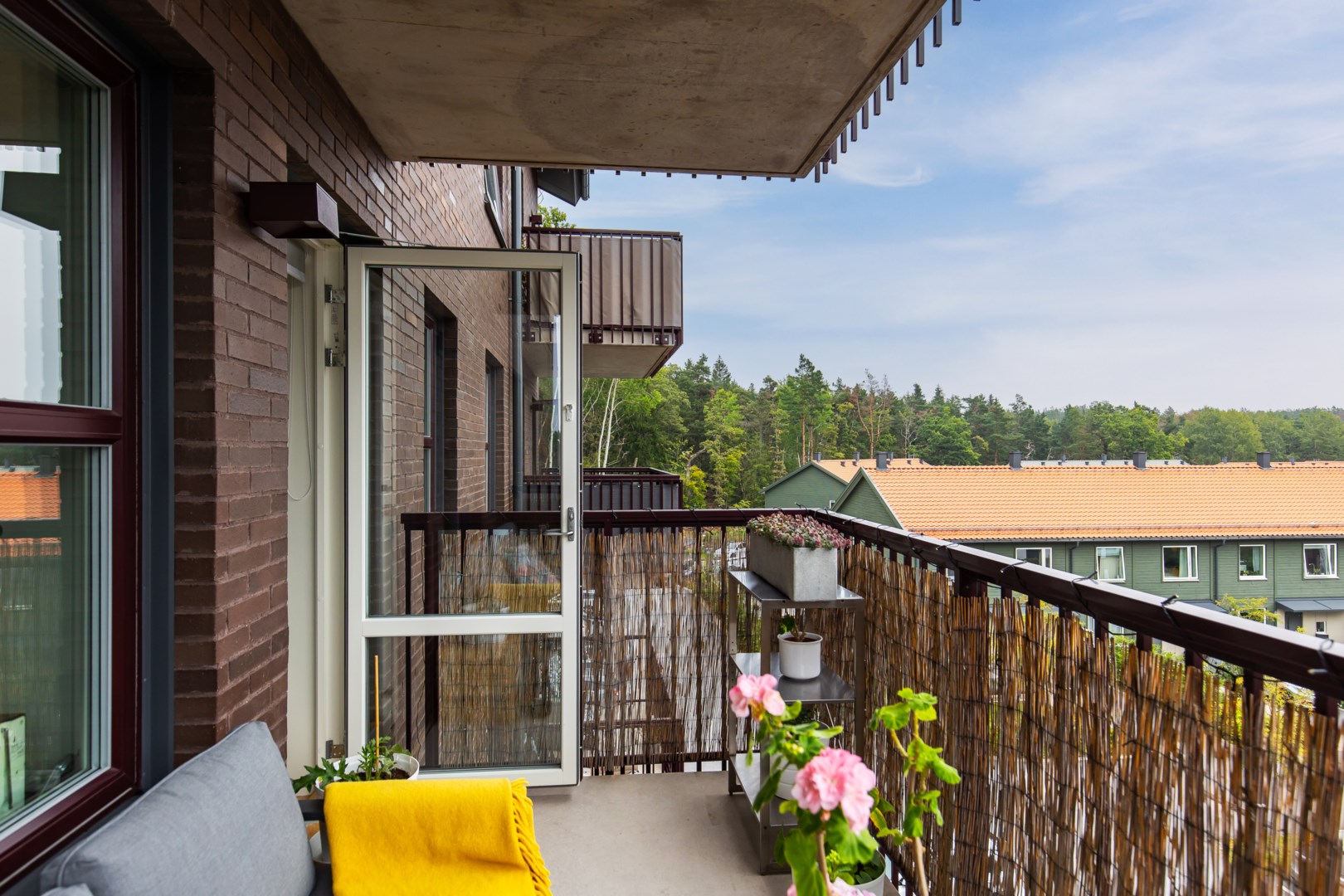 Bostadsbild från Tollare Ängsväg 24, 3 tr, Såld i Tollare, Nacka