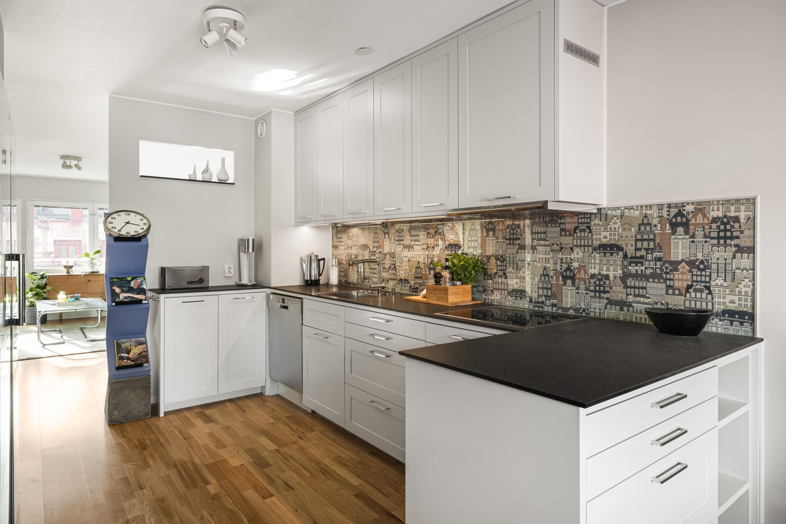 Bostadsbild från Roslagsgatan 28, 7tr, Såld i Vasastan - Sibirien, Stockholm